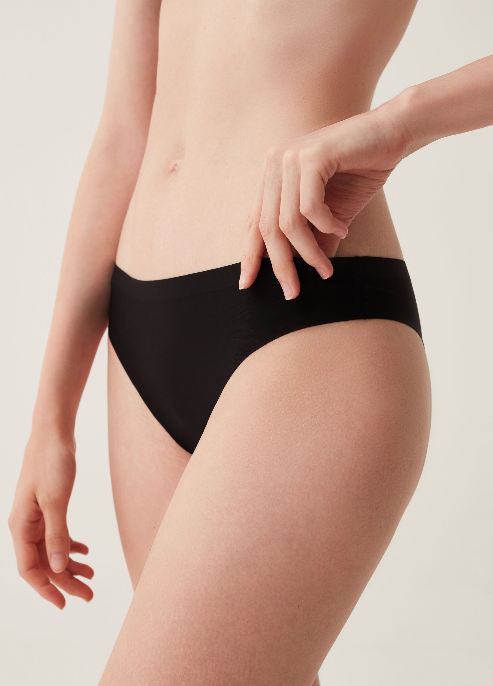 The One Brazilian-cut briefs without seams
