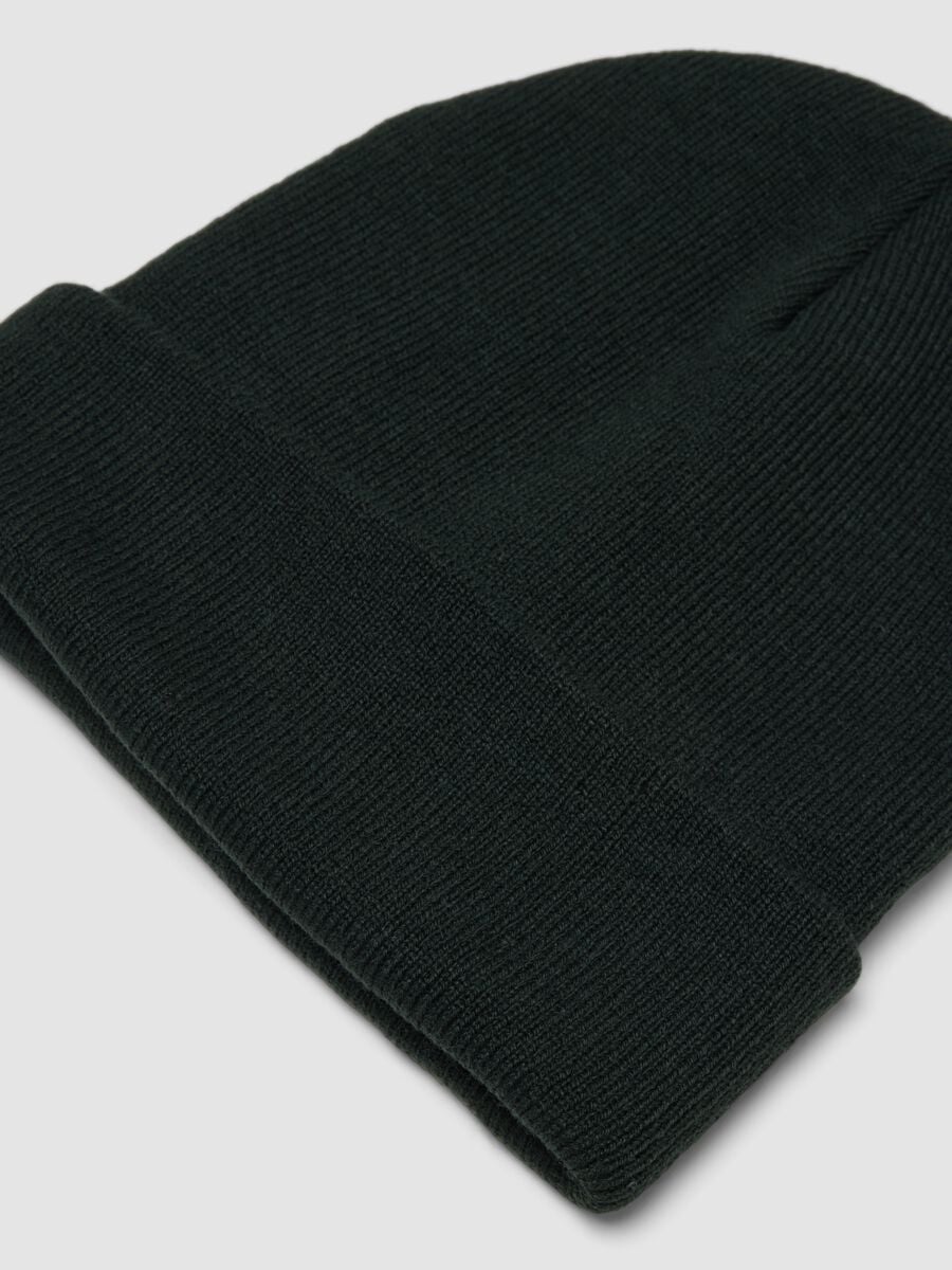 Black jersey knit beanie with turn-up cuff_1