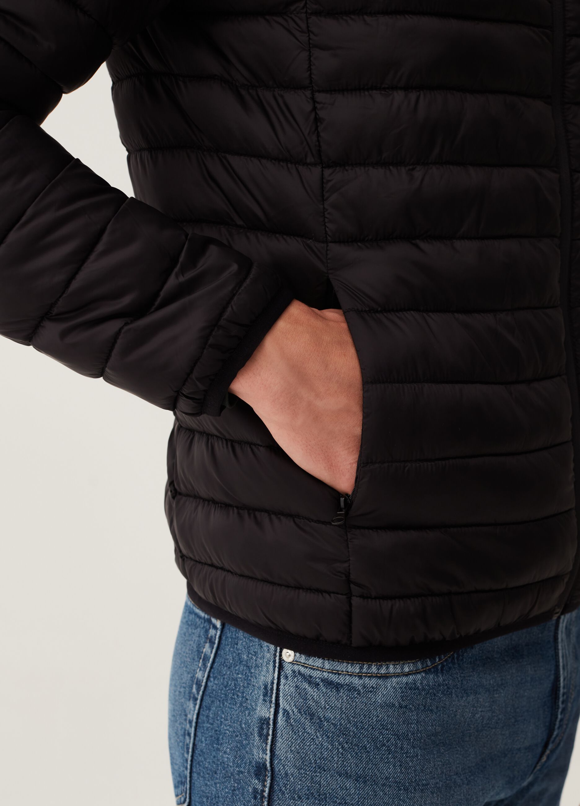 Piumino ultralight a collo alto_3