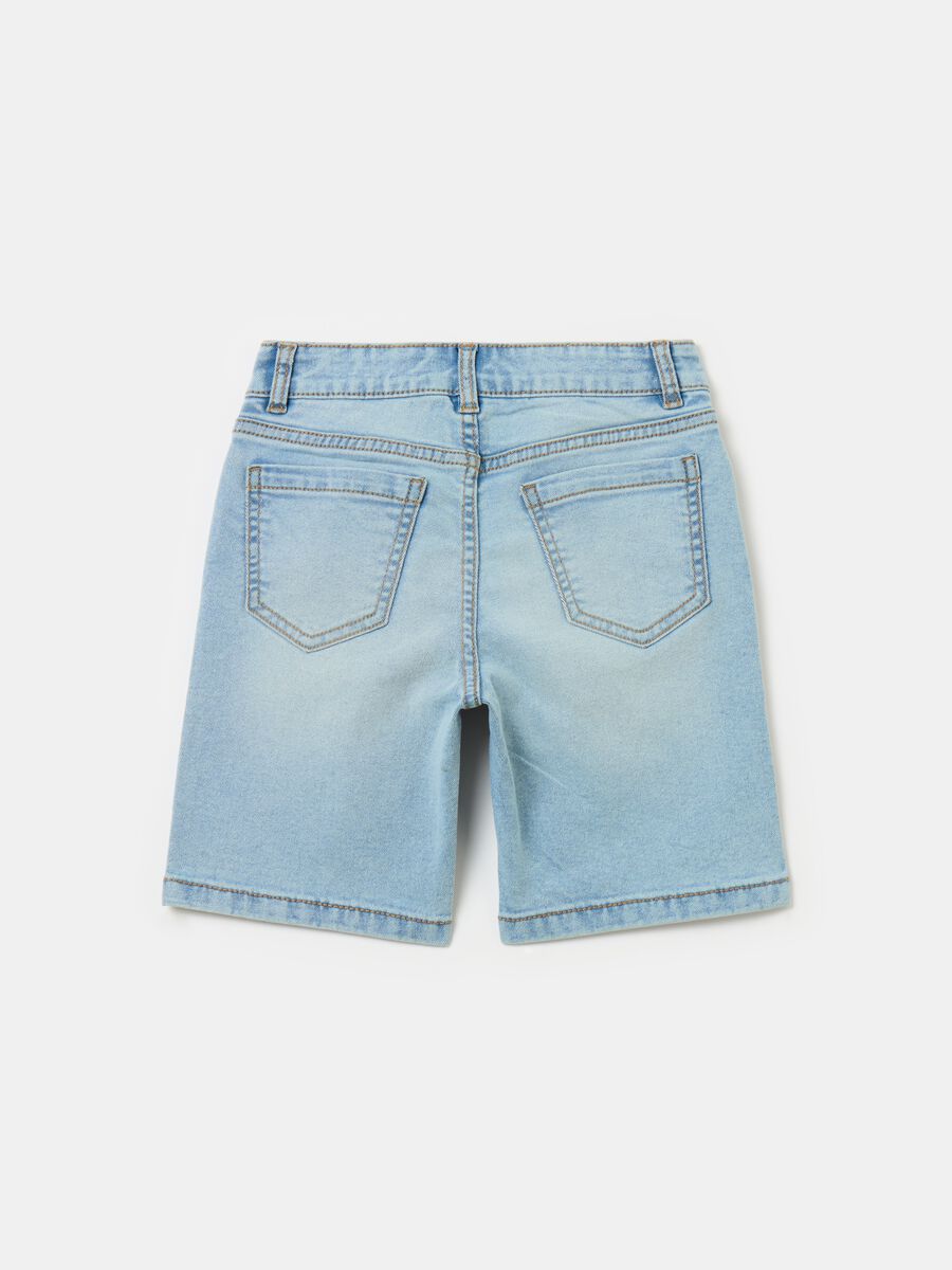 Denim Bermuda shorts with five pockets_1