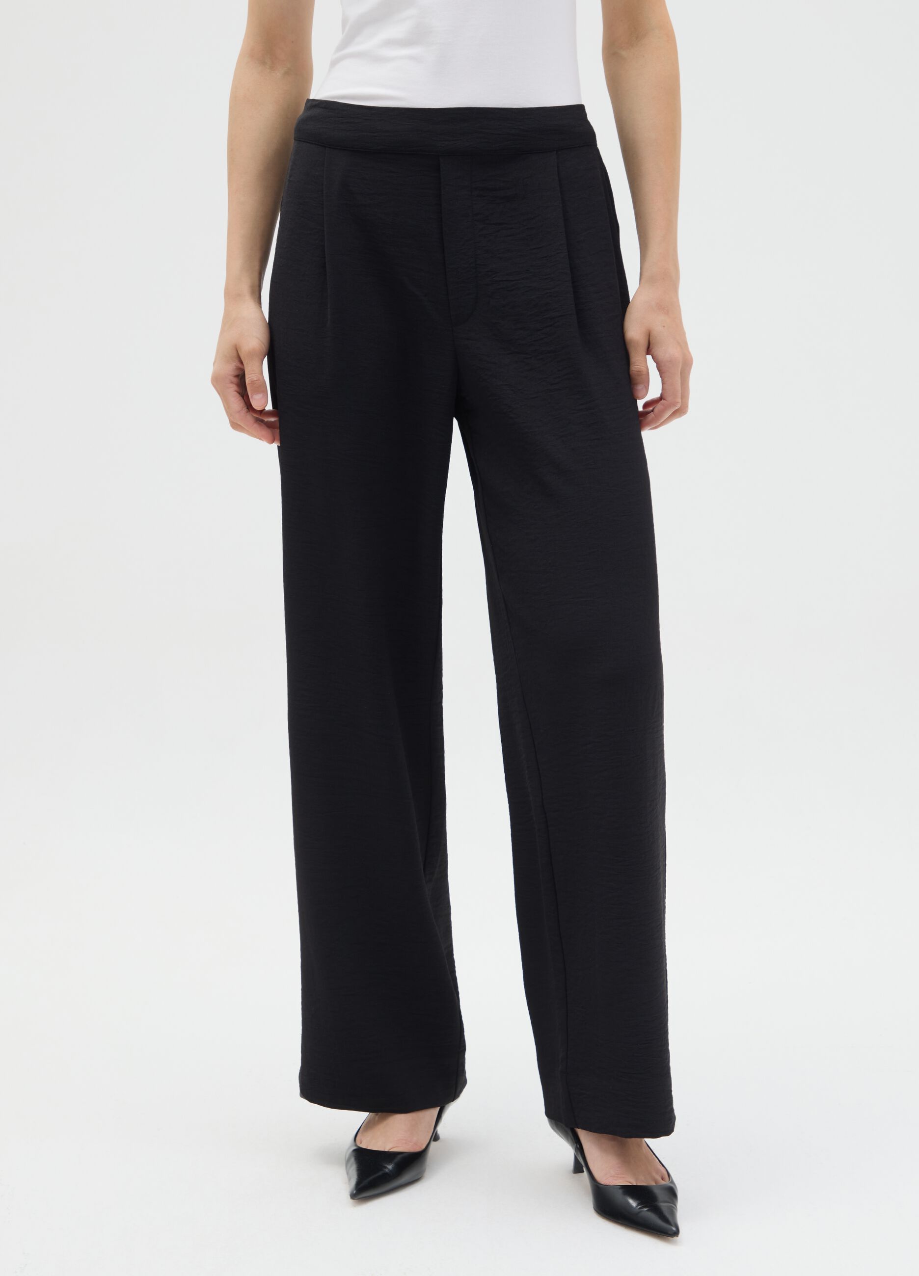 Women's Black Regular Fit Trousers