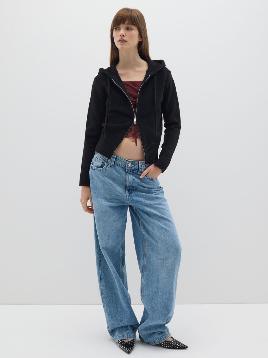Cardigan con cappuccio nero regular fit con zip_1