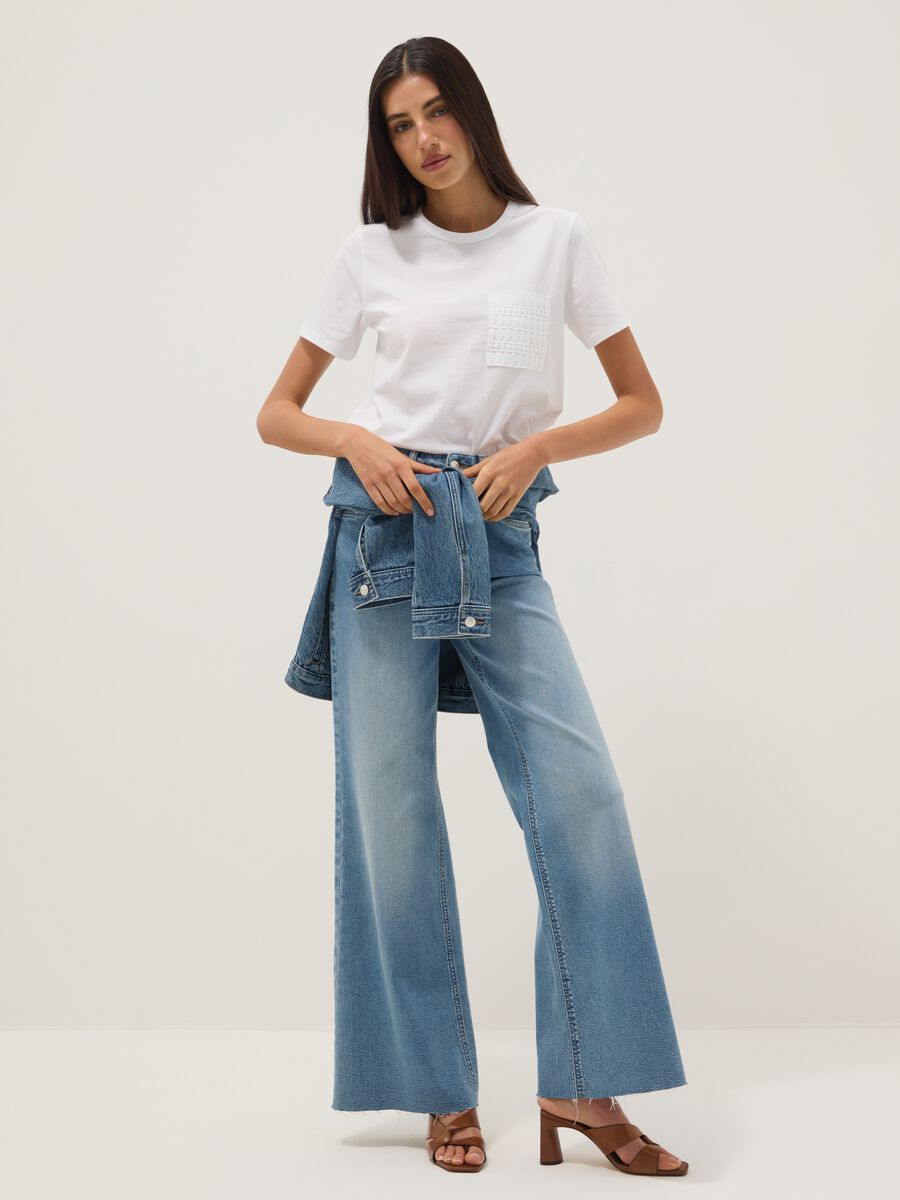 White pure cotton regular-fit T-shirt with embroidered chest pocket_1