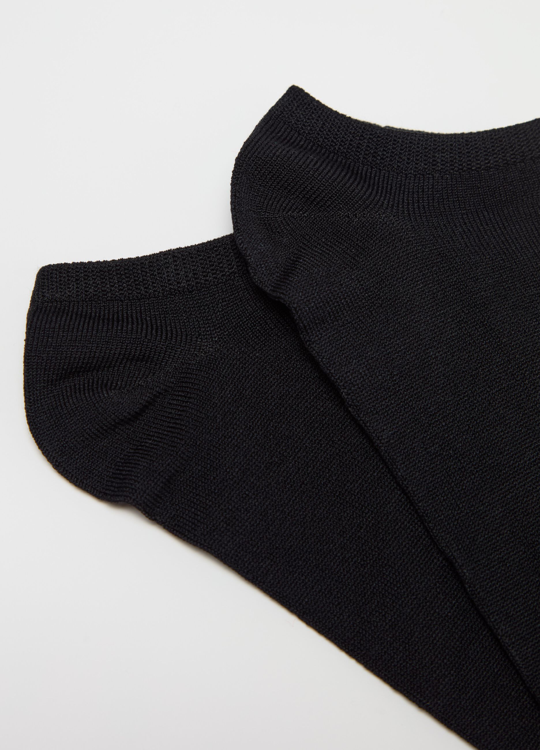 Three-pack stretch shoe liners