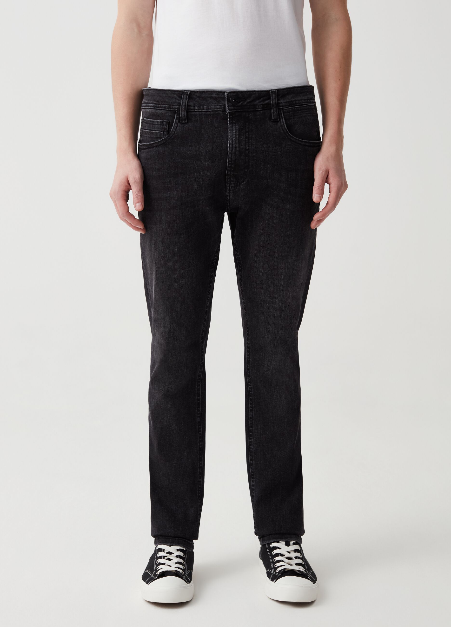 Skinny-fit jeans with five pockets