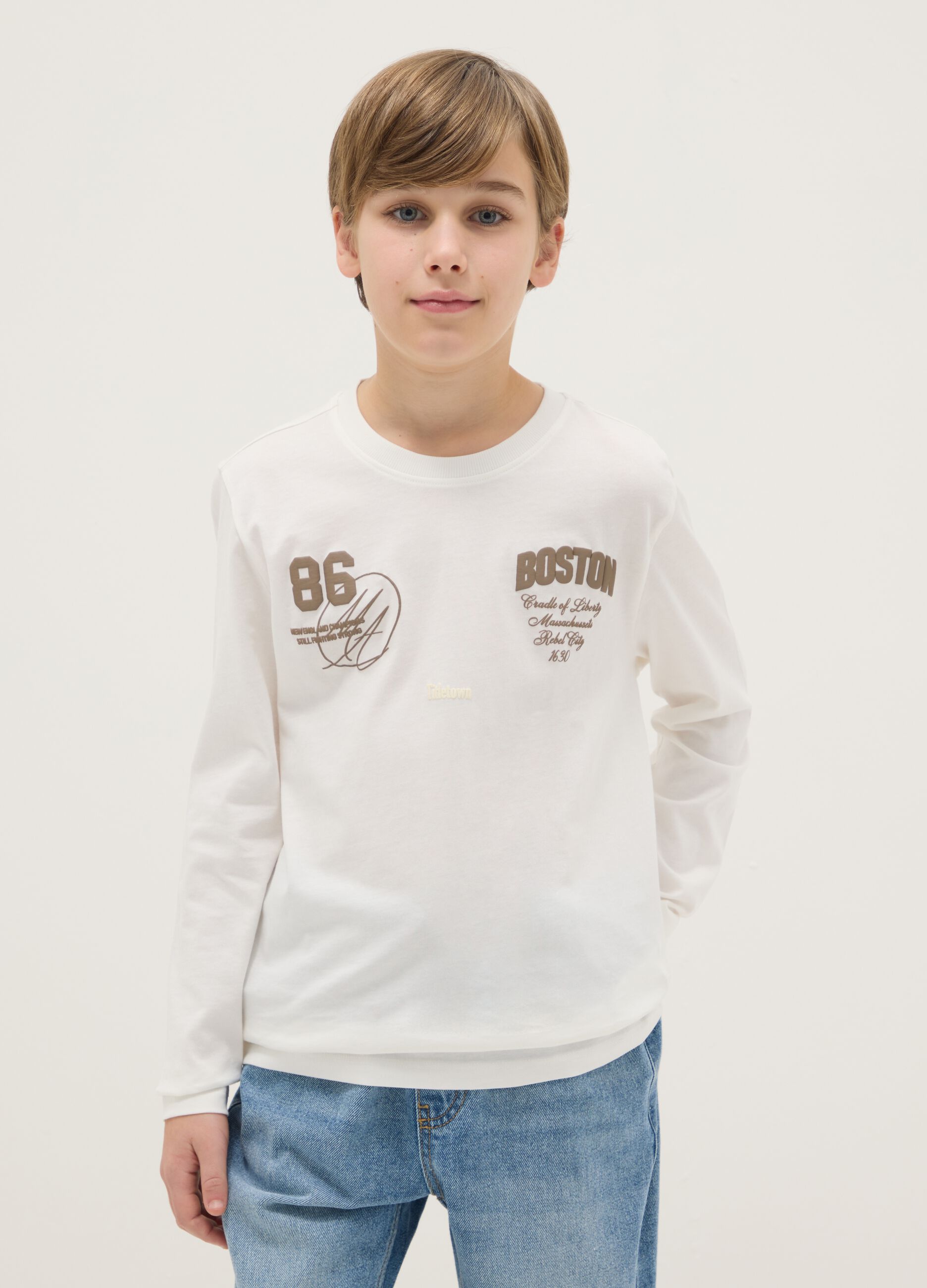 White pure cotton regular fit t-shirt for boys
