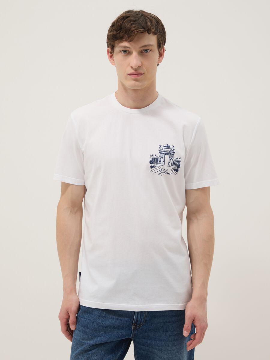White pure cotton T-shirt with chest print, regular fit_0