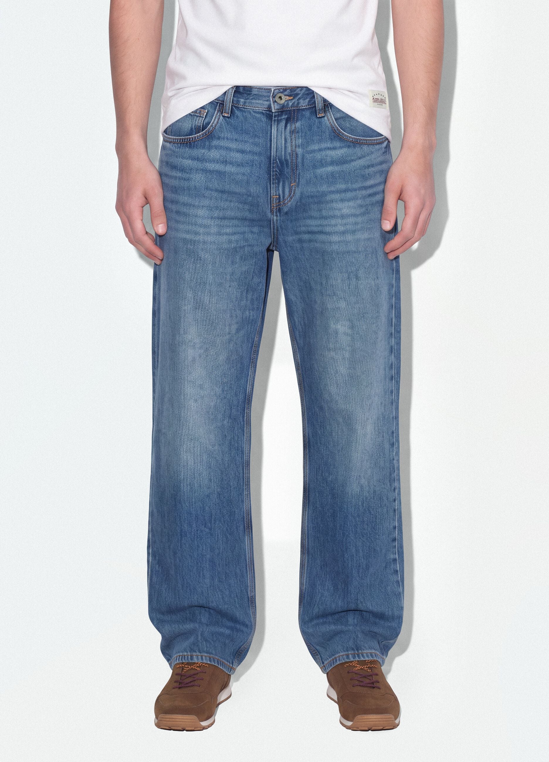 Blue denim jeans in pure cotton, loose fit