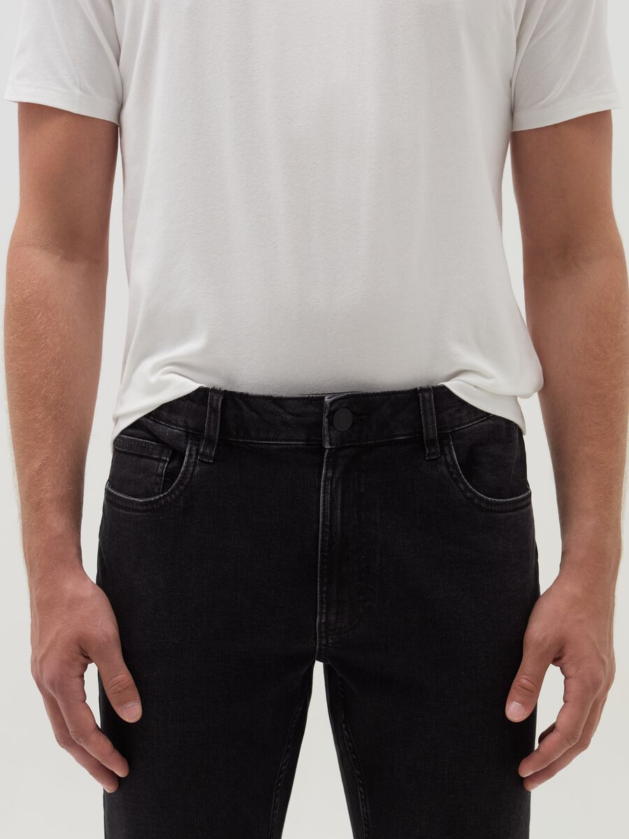 Regular-fit jeans with five pockets_3
