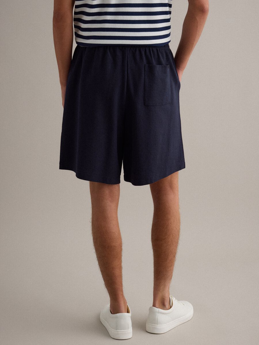 Shorts jogger blu in misto cotone con coulisse relaxed fit_2