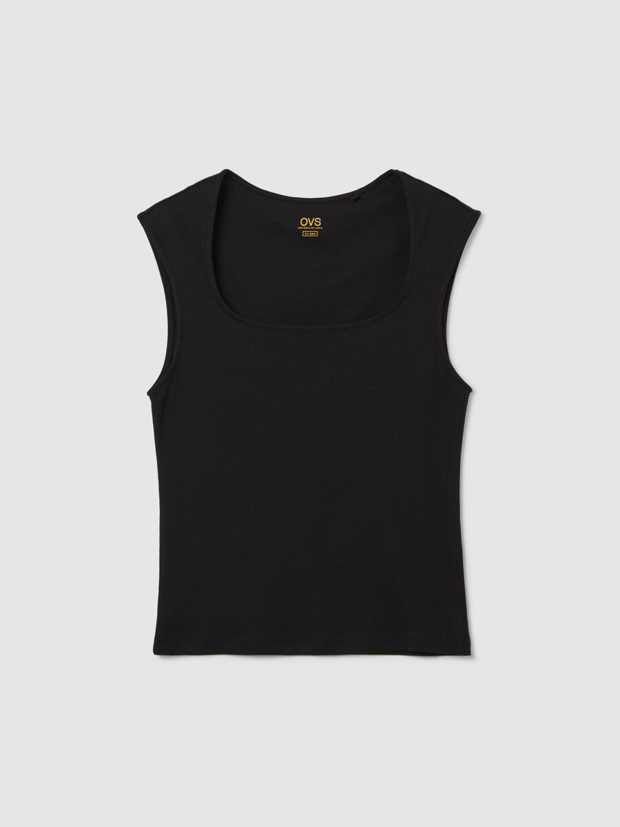 Black tank top with square neckline_4