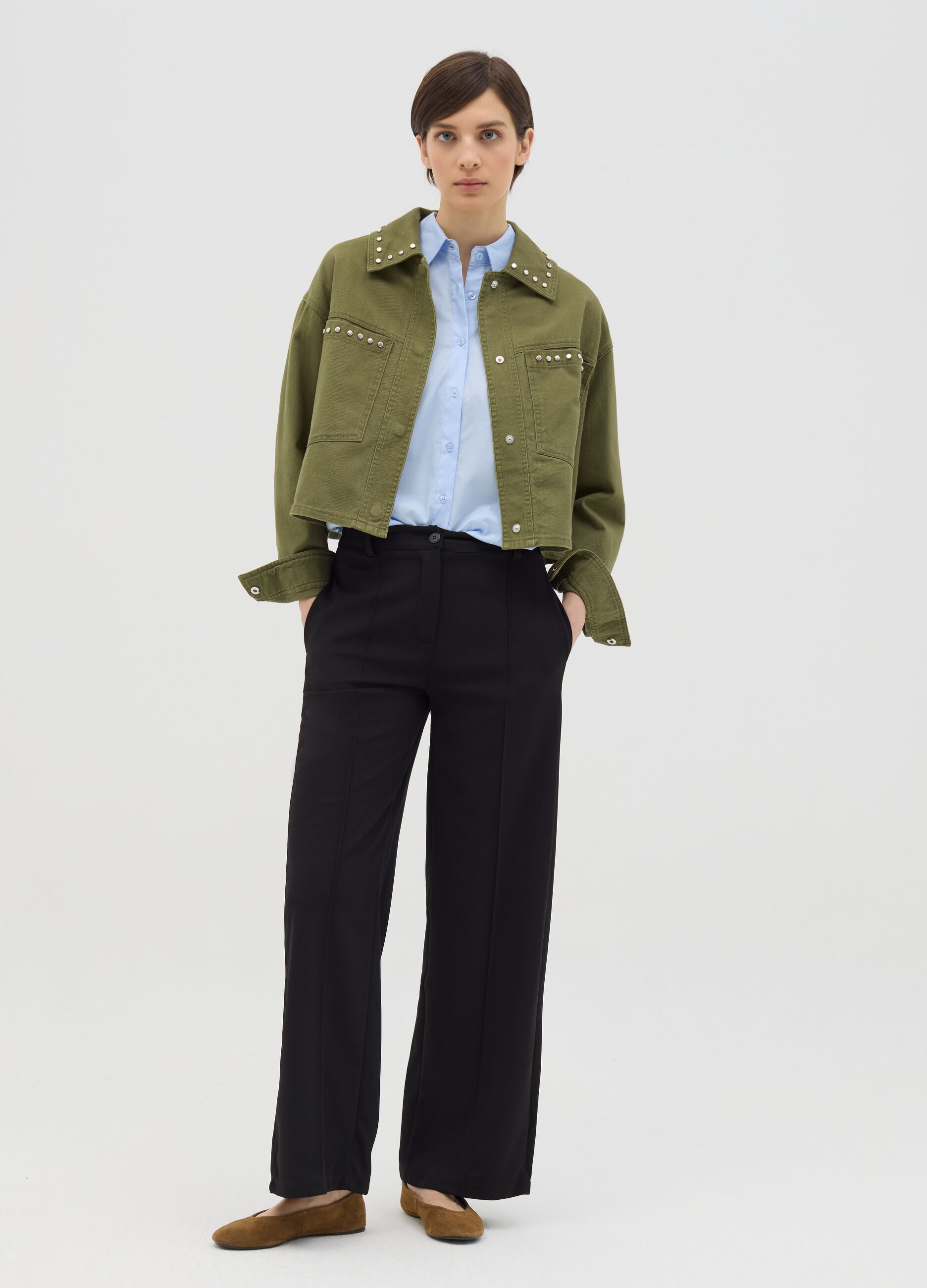 Green jacket in cotton with studs