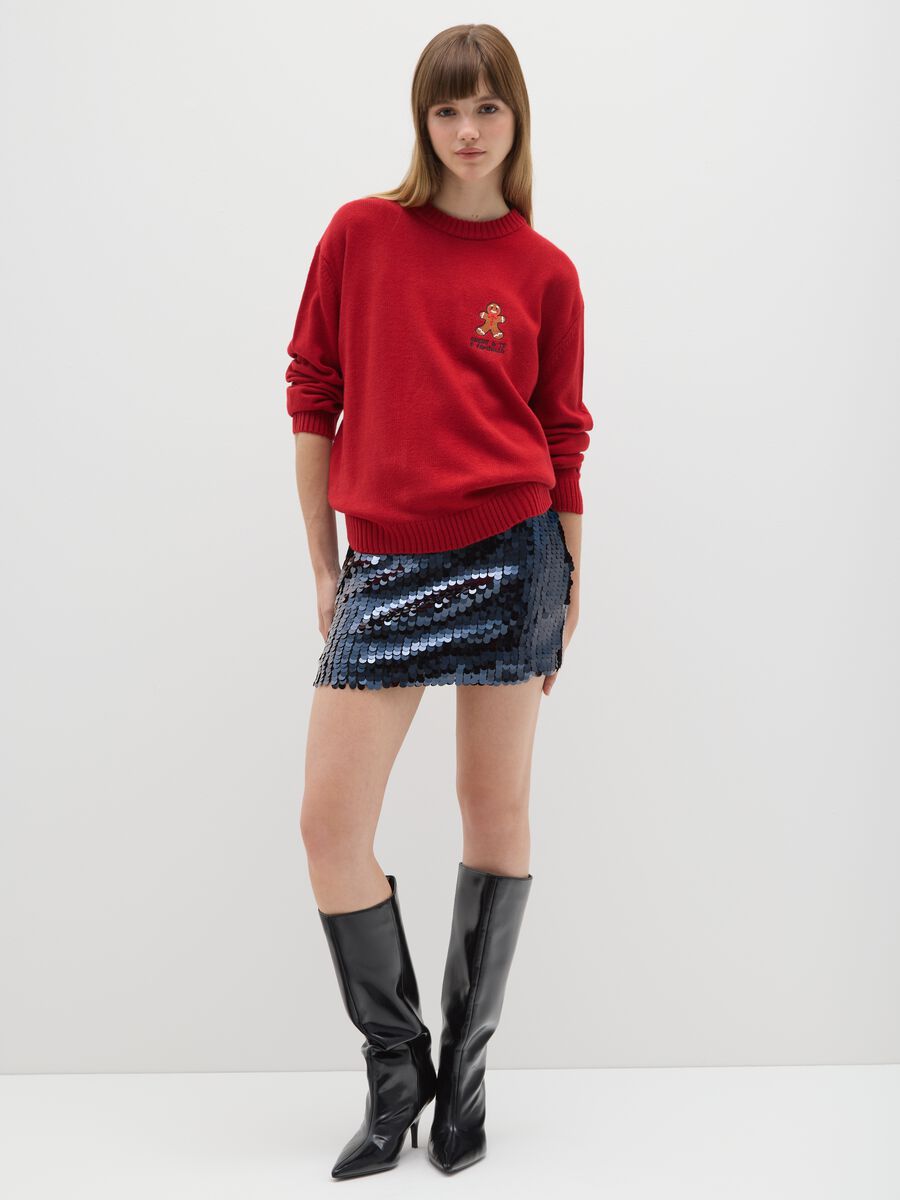 Red oversized crew-neck jumper with Christmas embroidery_1
