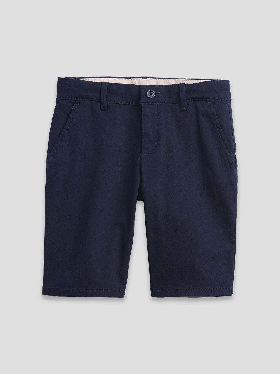 Solid colour Bermuda shorts with pockets_0