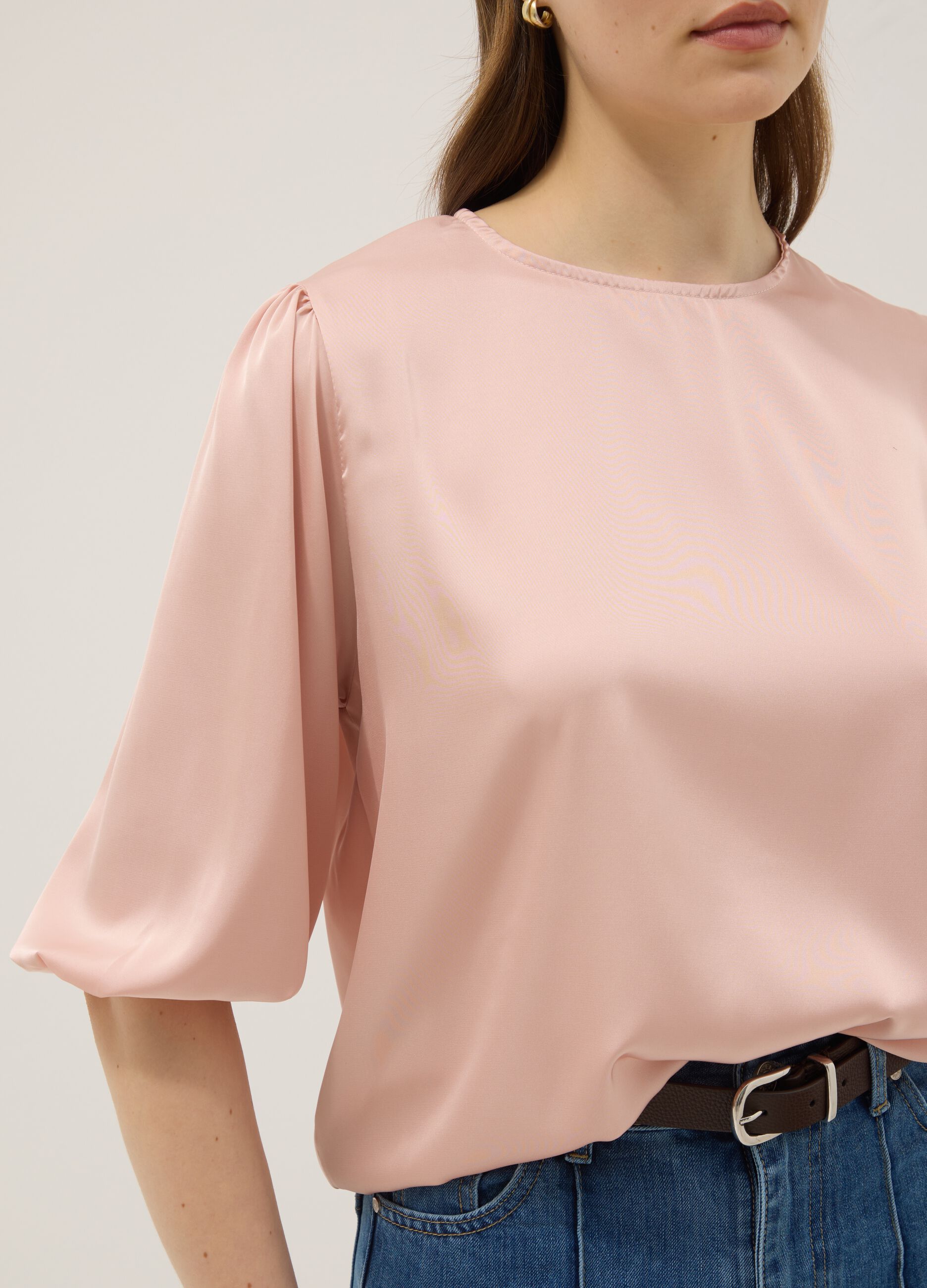 Pink long-sleeve regular fit top with teardrop closure