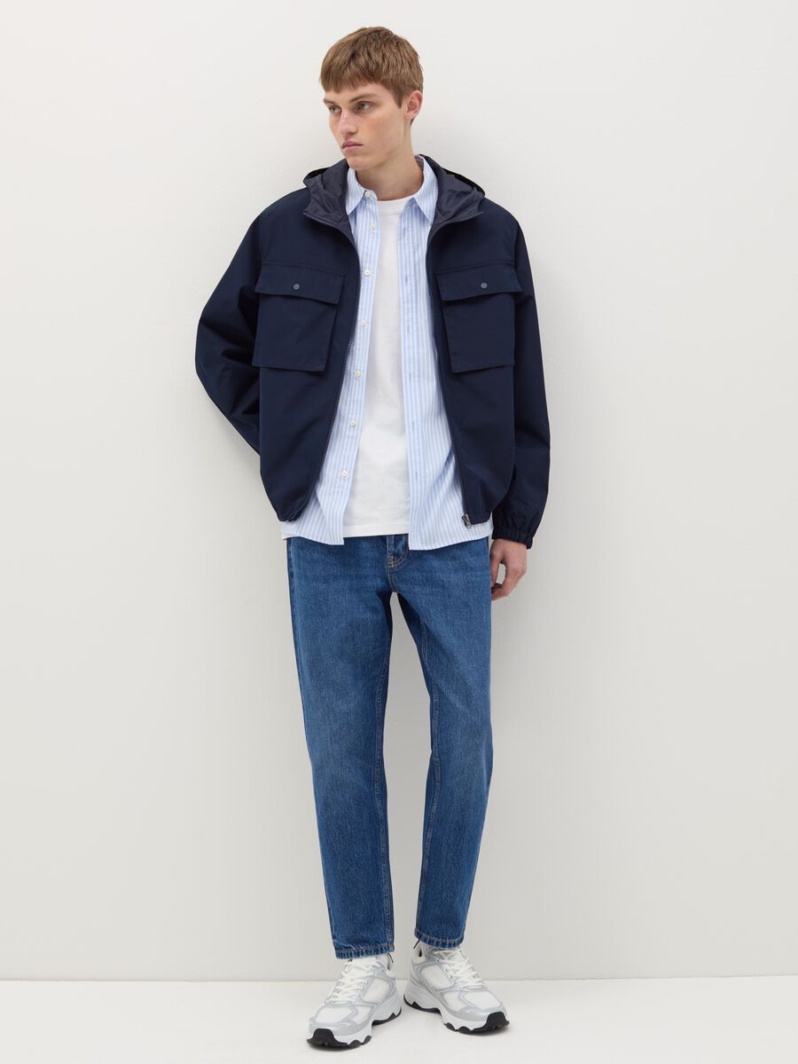 Short full-zip jacket with hood_1