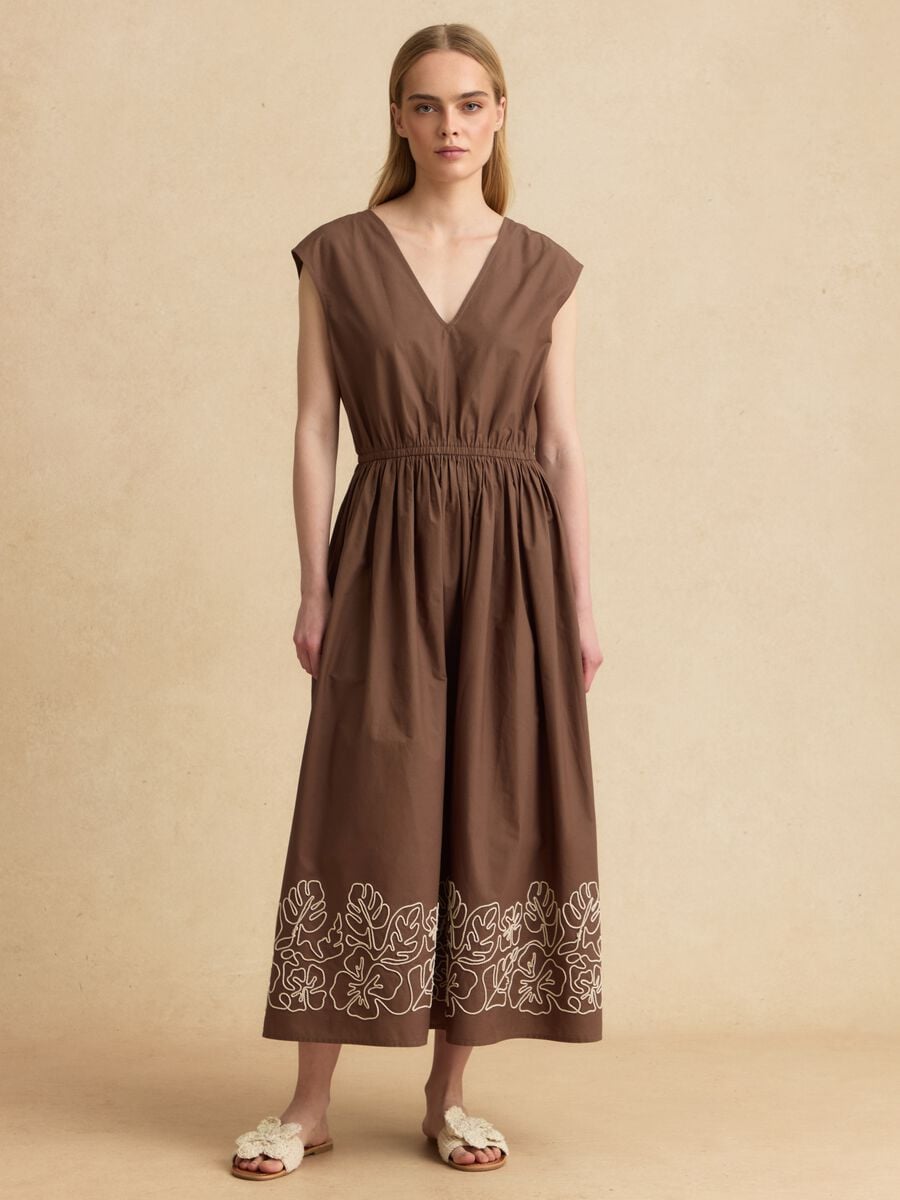 Abito in puro cotone marrone regular fit con ricami e collo a V_1