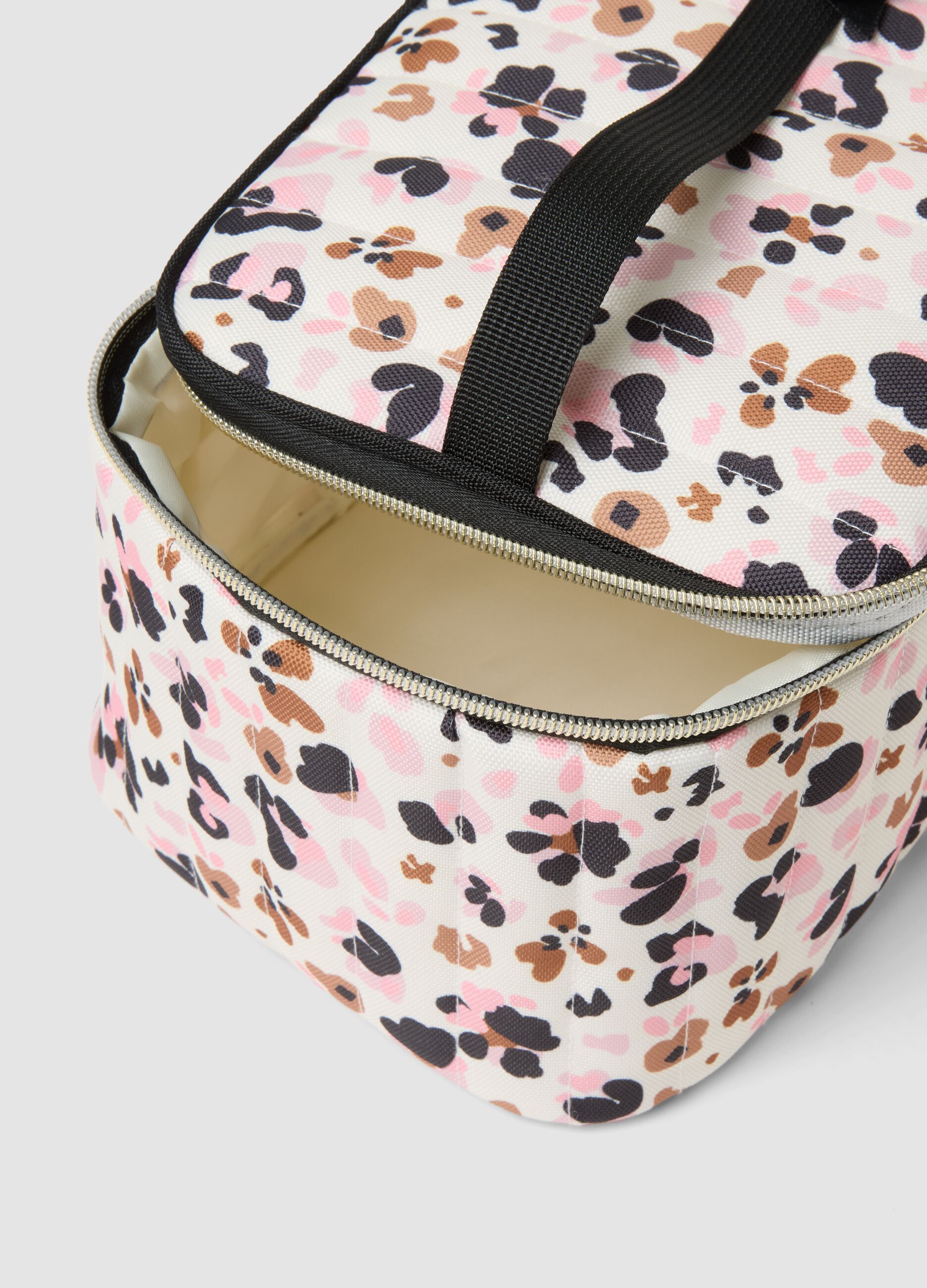 White animal-print beauty case