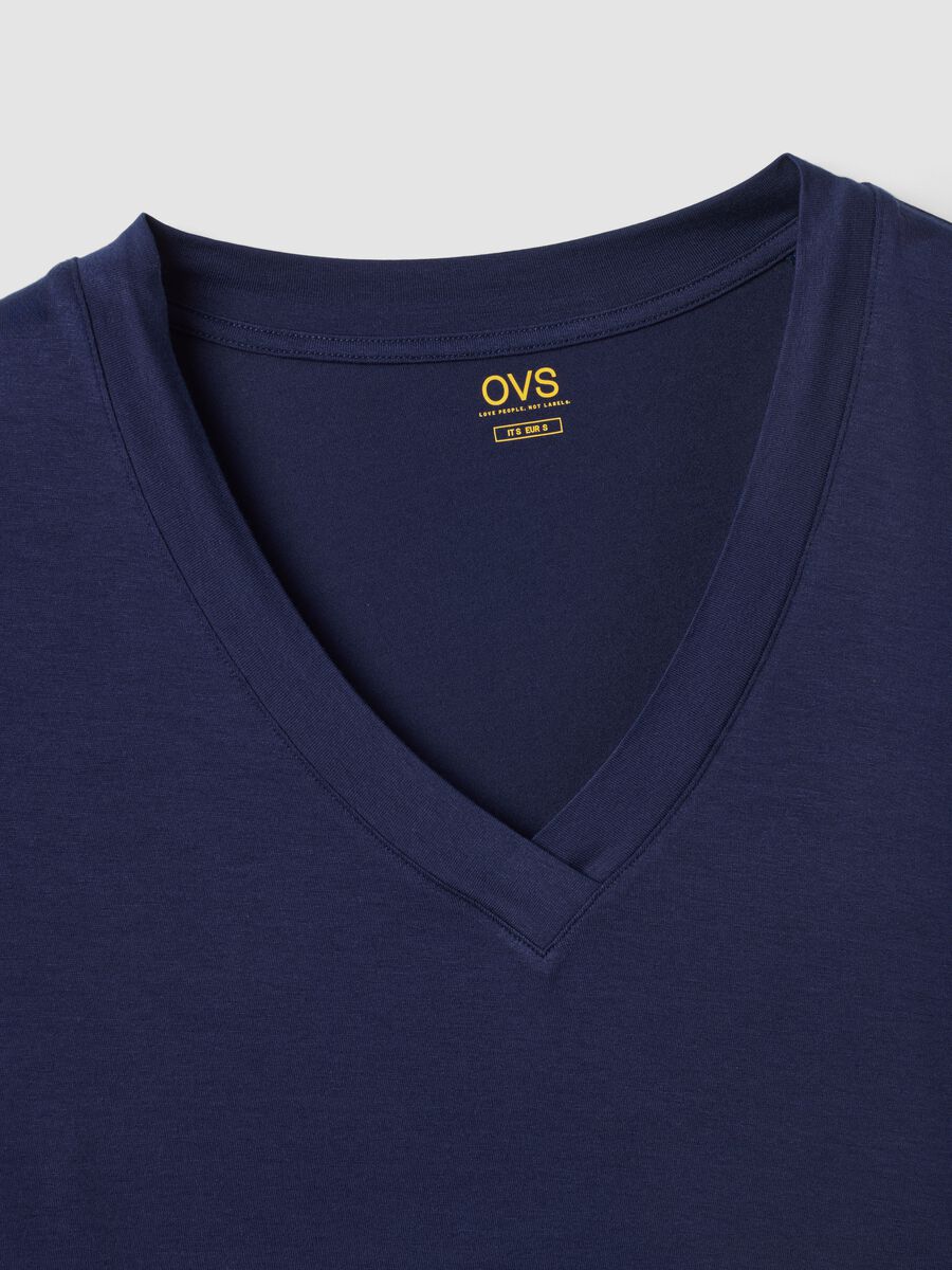 Blue stretch viscose V-neck T-shirt_1