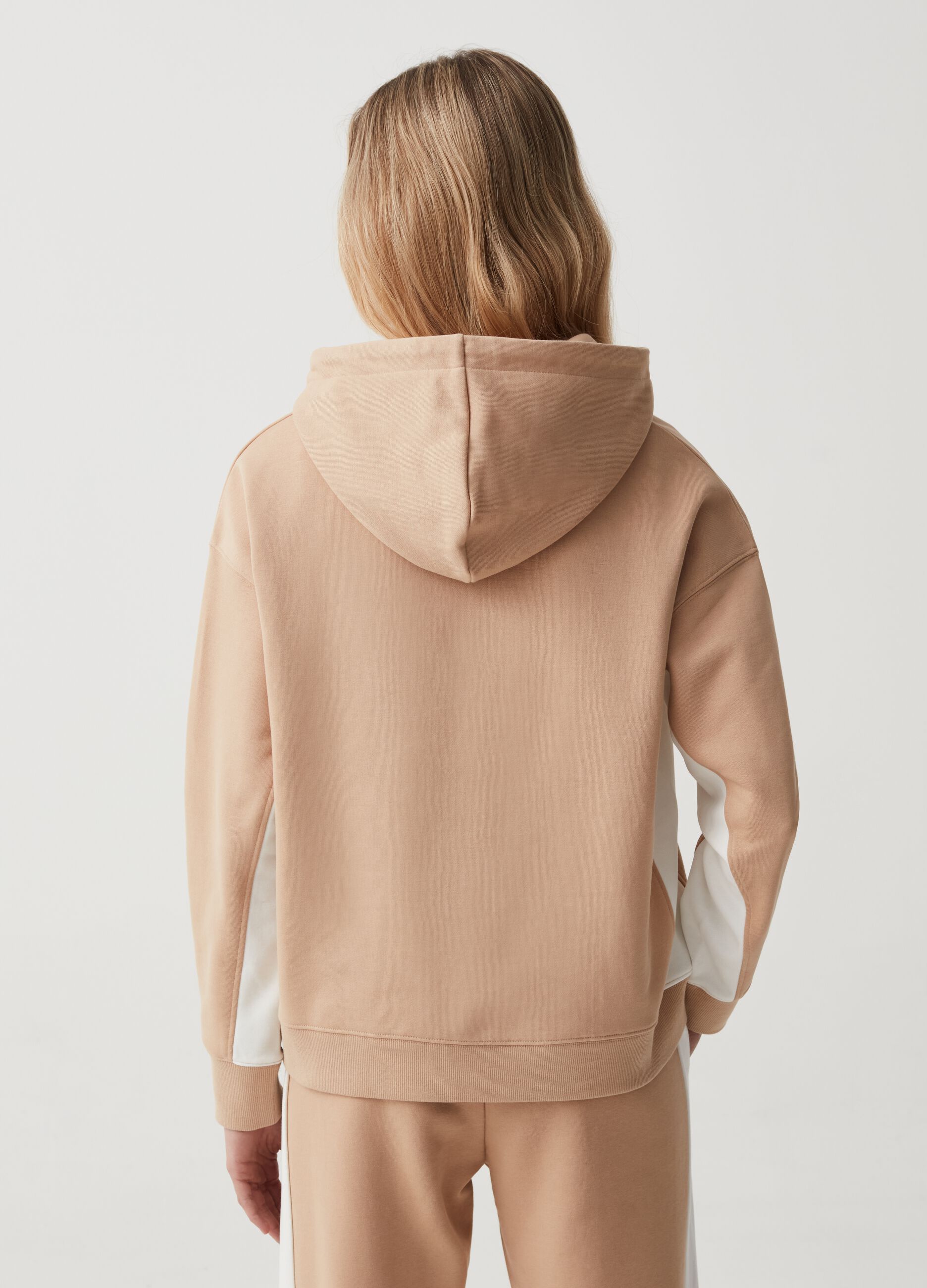 Essential sweatshirt with hood and contrasting bands