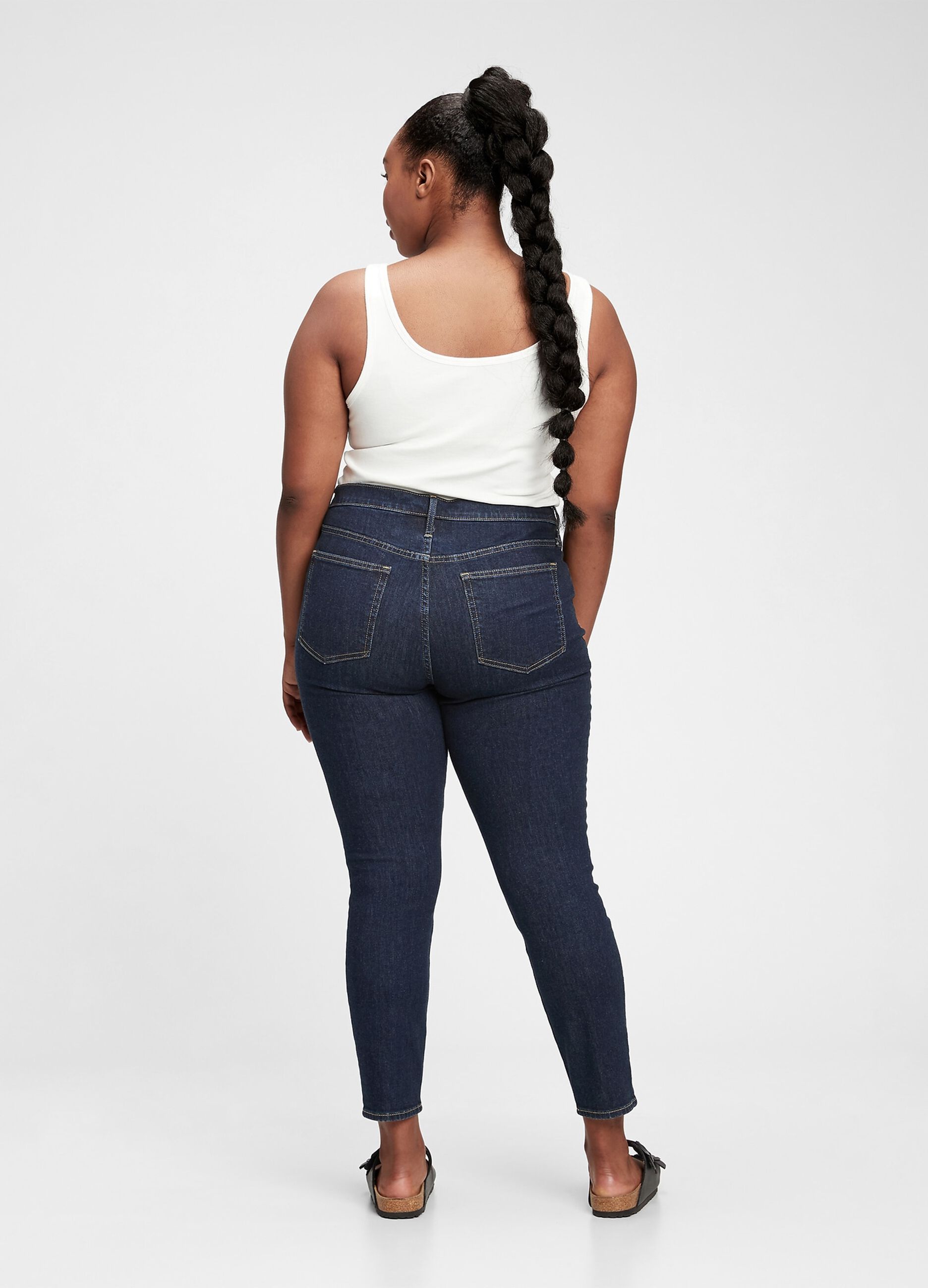 Mid-rise, skinny-fit jeans