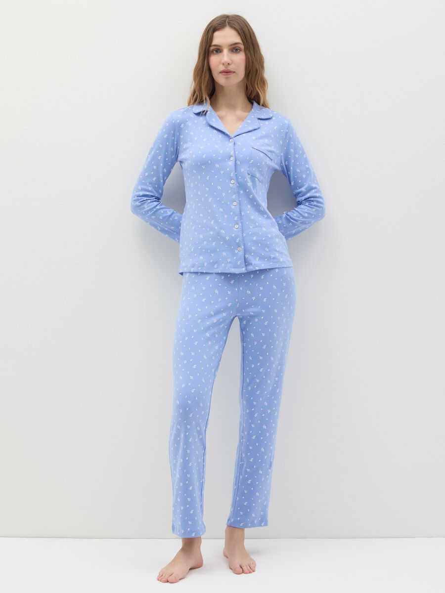 Long pyjamas with small leaves pattern_0