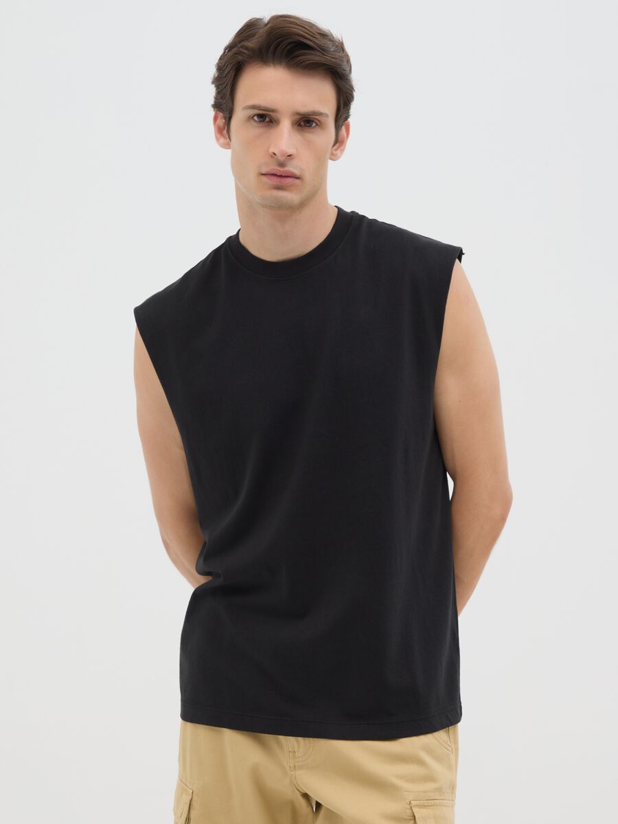 Men’s black regular fit vest top in 100% cotton_0