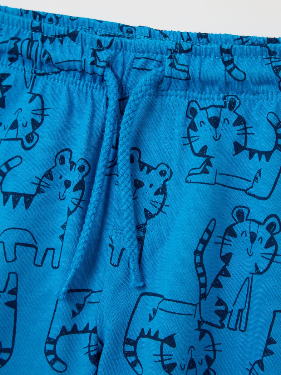 Jersey Bermuda shorts with drawstring and print_2