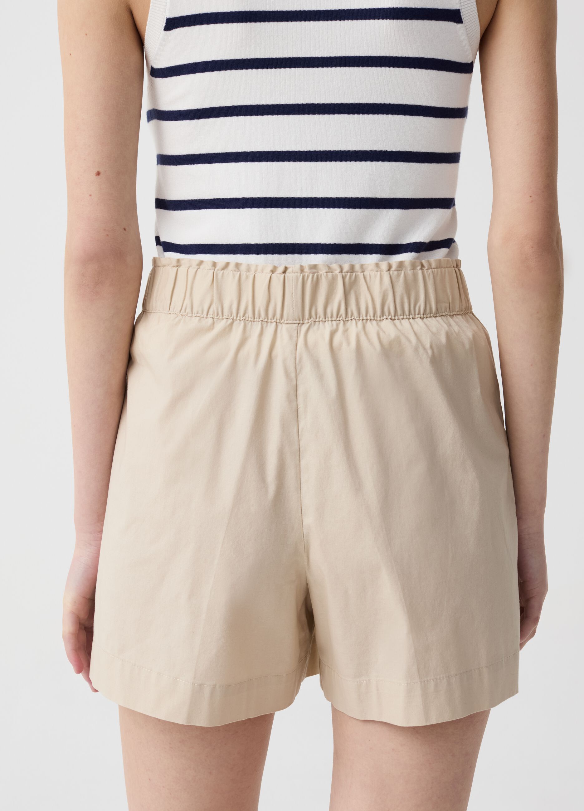 Shorts pull on in cotone stretch