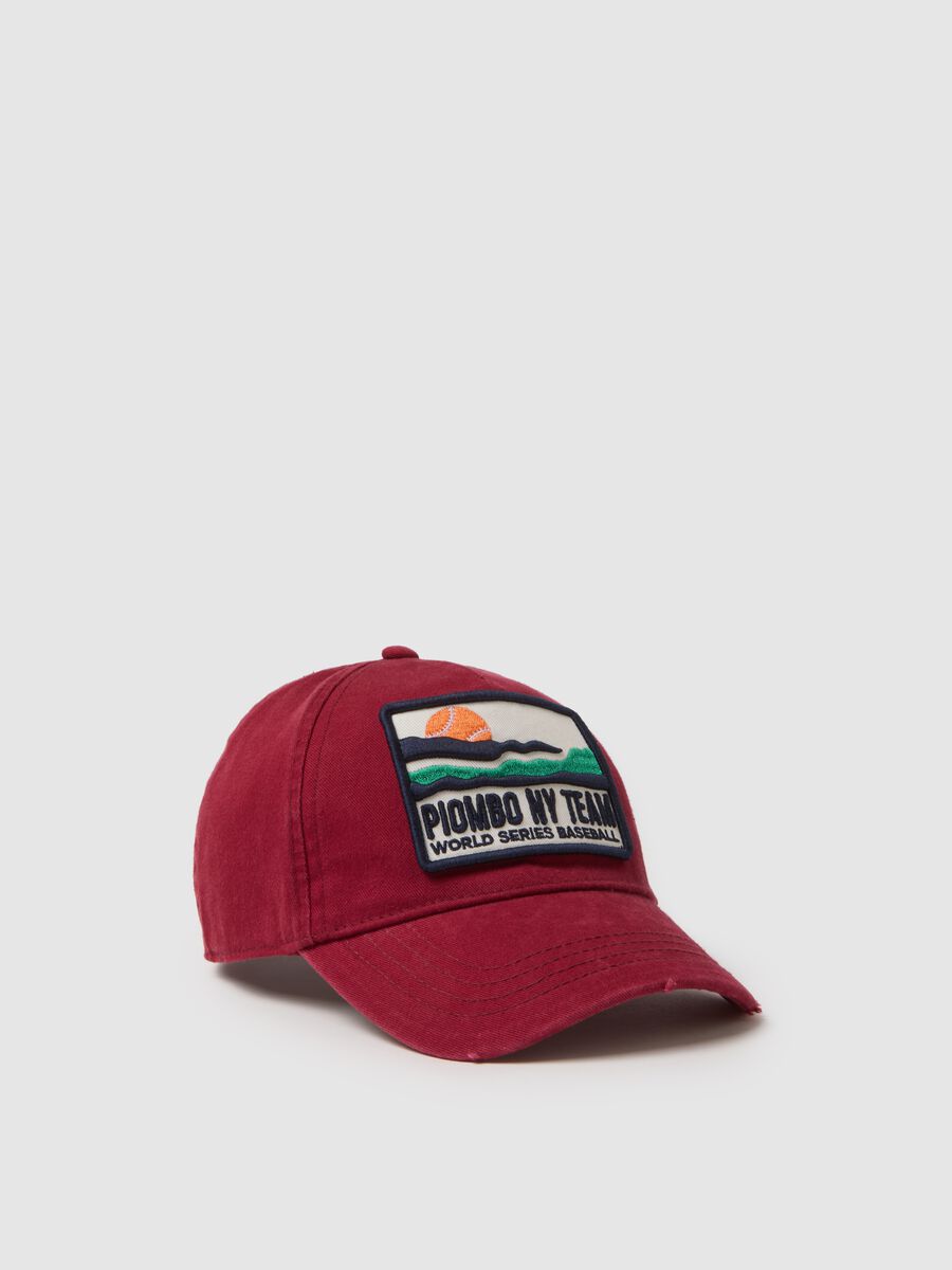 Red cotton baseball cap for kids with patch_0