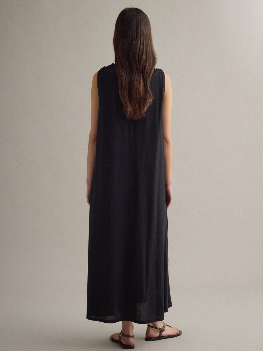 Long black cotton-blend dress, regular fit_2