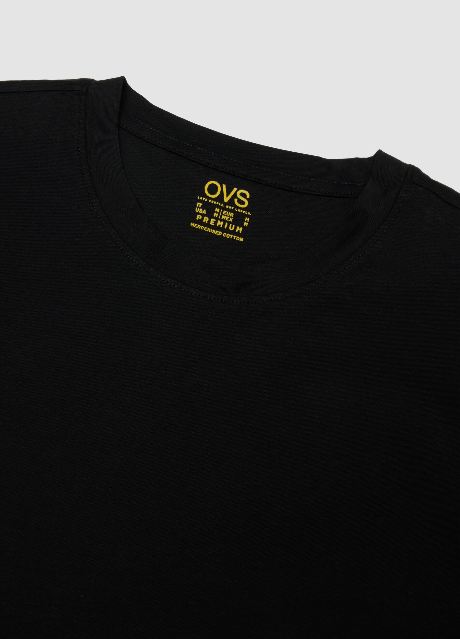 T-shirt nera in puro cotone mercerizzato a girocollo