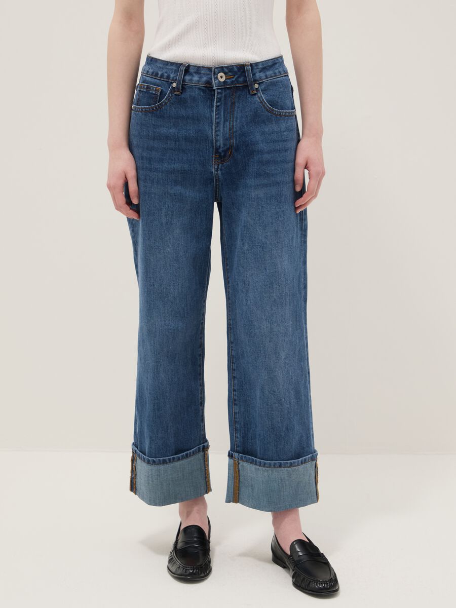 Blue regular fit cotton blend denim trousers_1