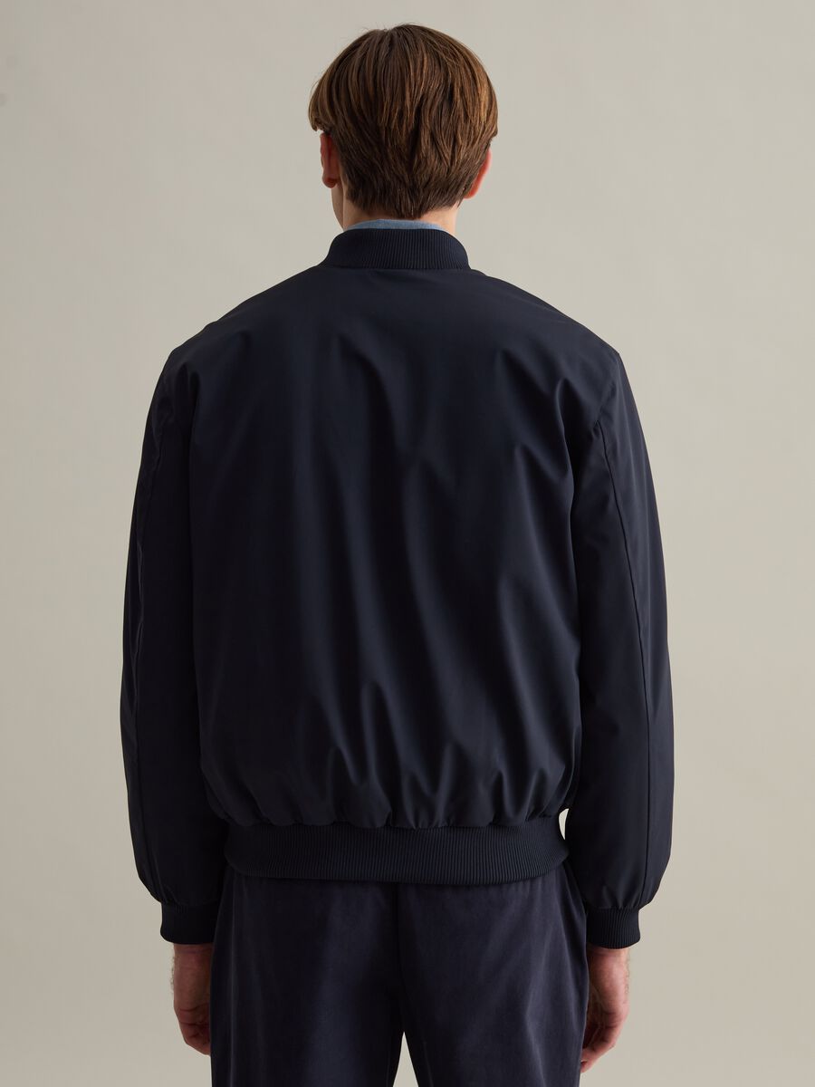 Bomber stretch con zip_2