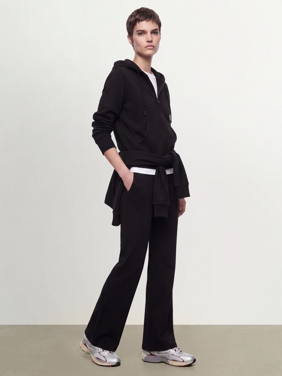 Felpa nera in misto cotone con cappuccio regular fit_1