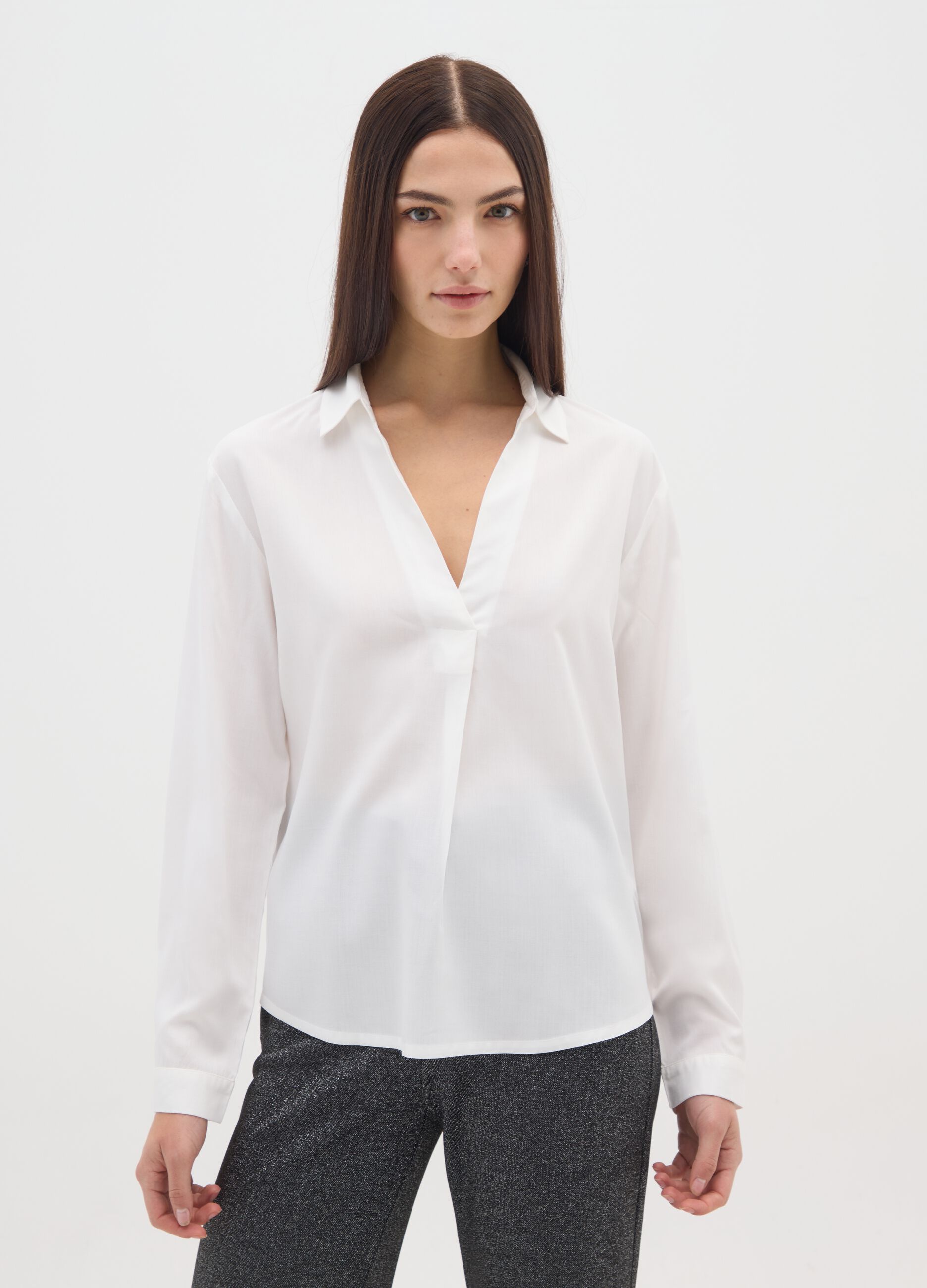 White long-sleeve regular fit shirt