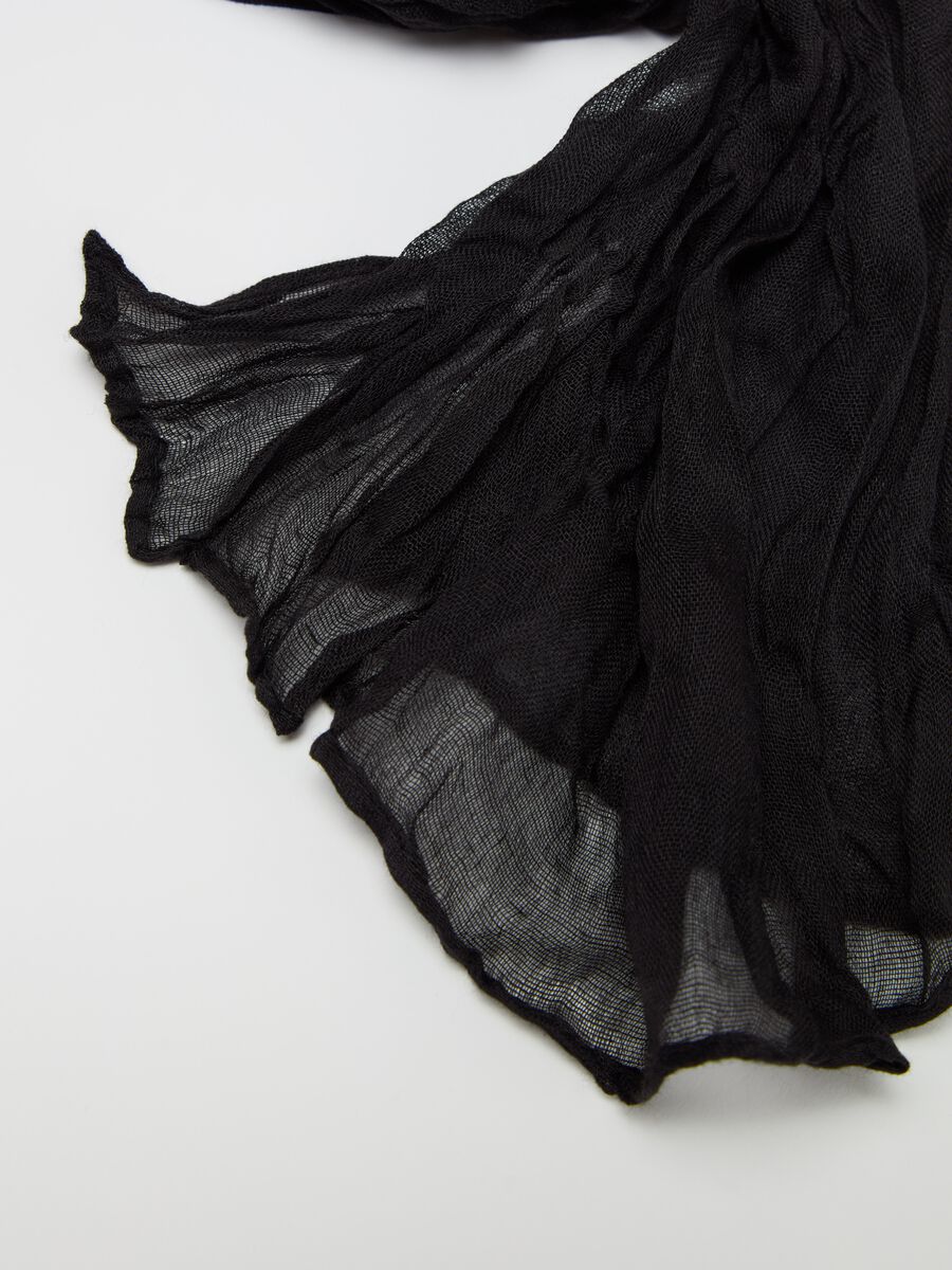 Solid colour crinkle-effect scarf_2