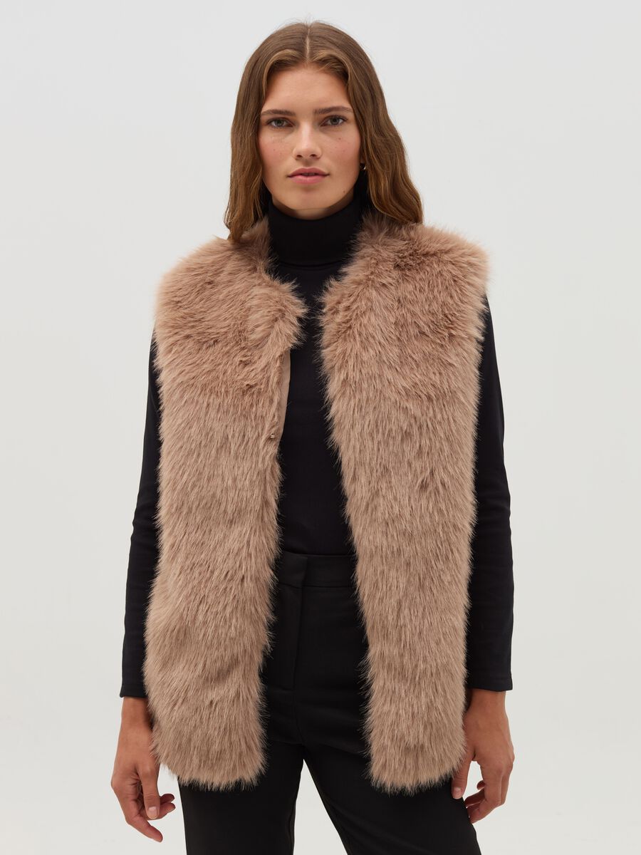 Faux fur gilet_0