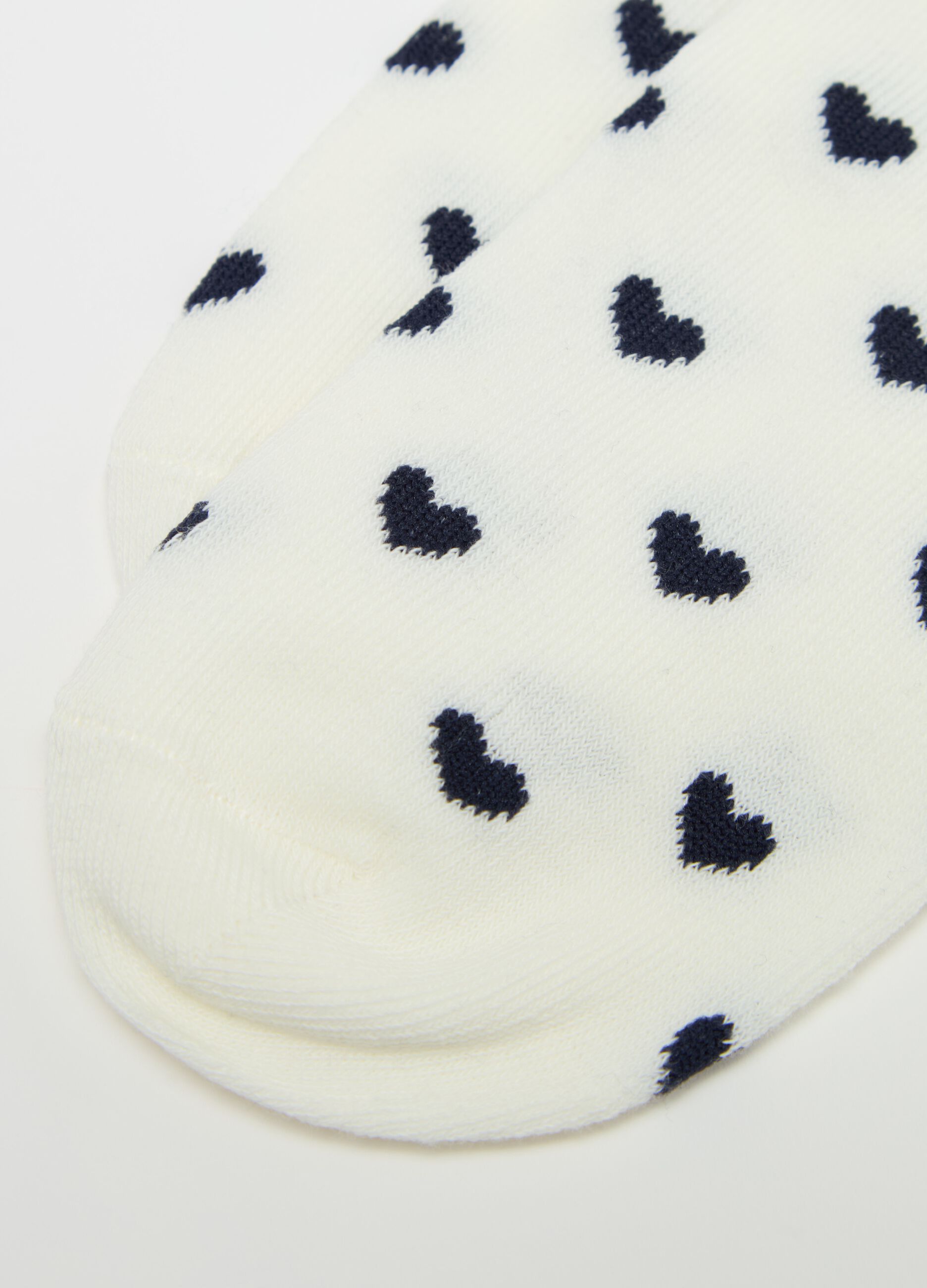 Five-pair pack stretch shoe liners with hearts and stripes