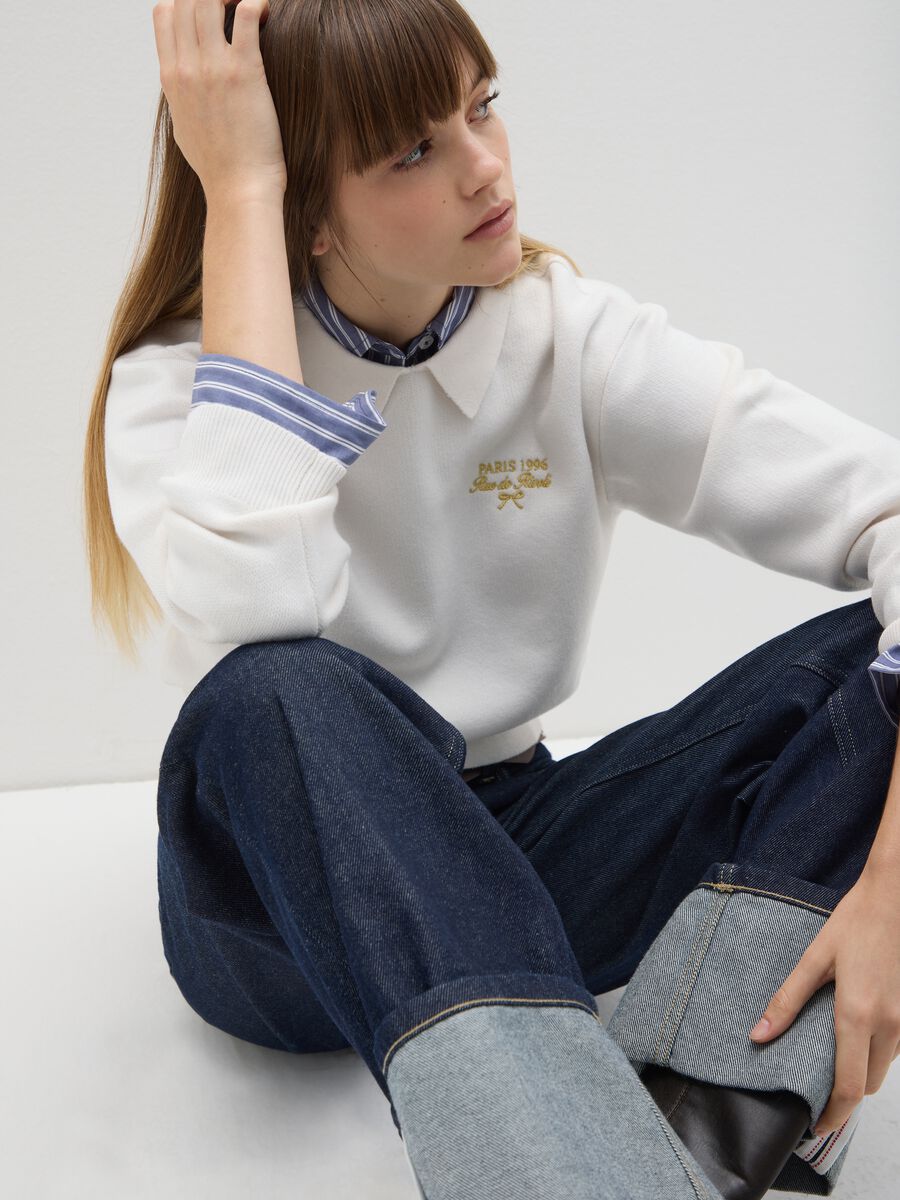 White Regular Fit Sweater_0