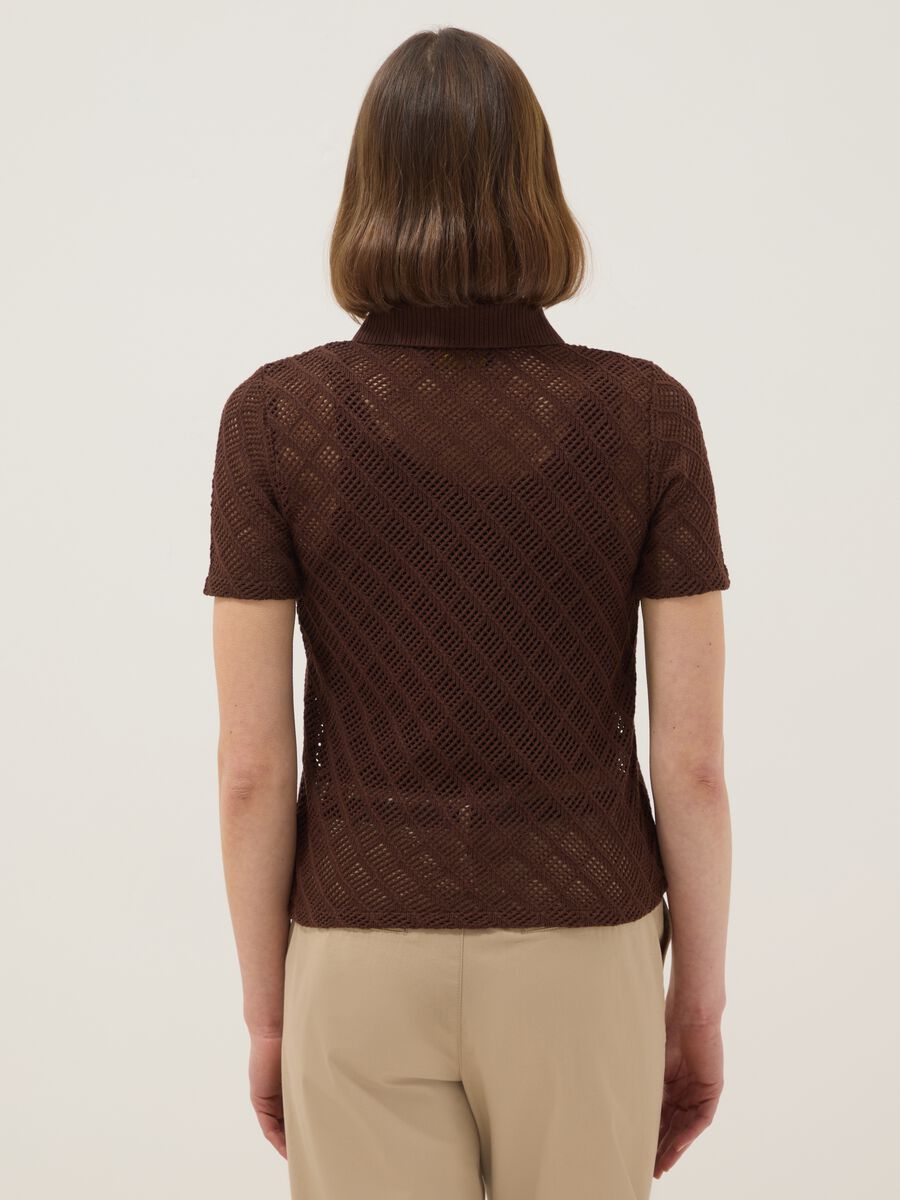 Brown regular fit short sleeve polo with mesh texture_1