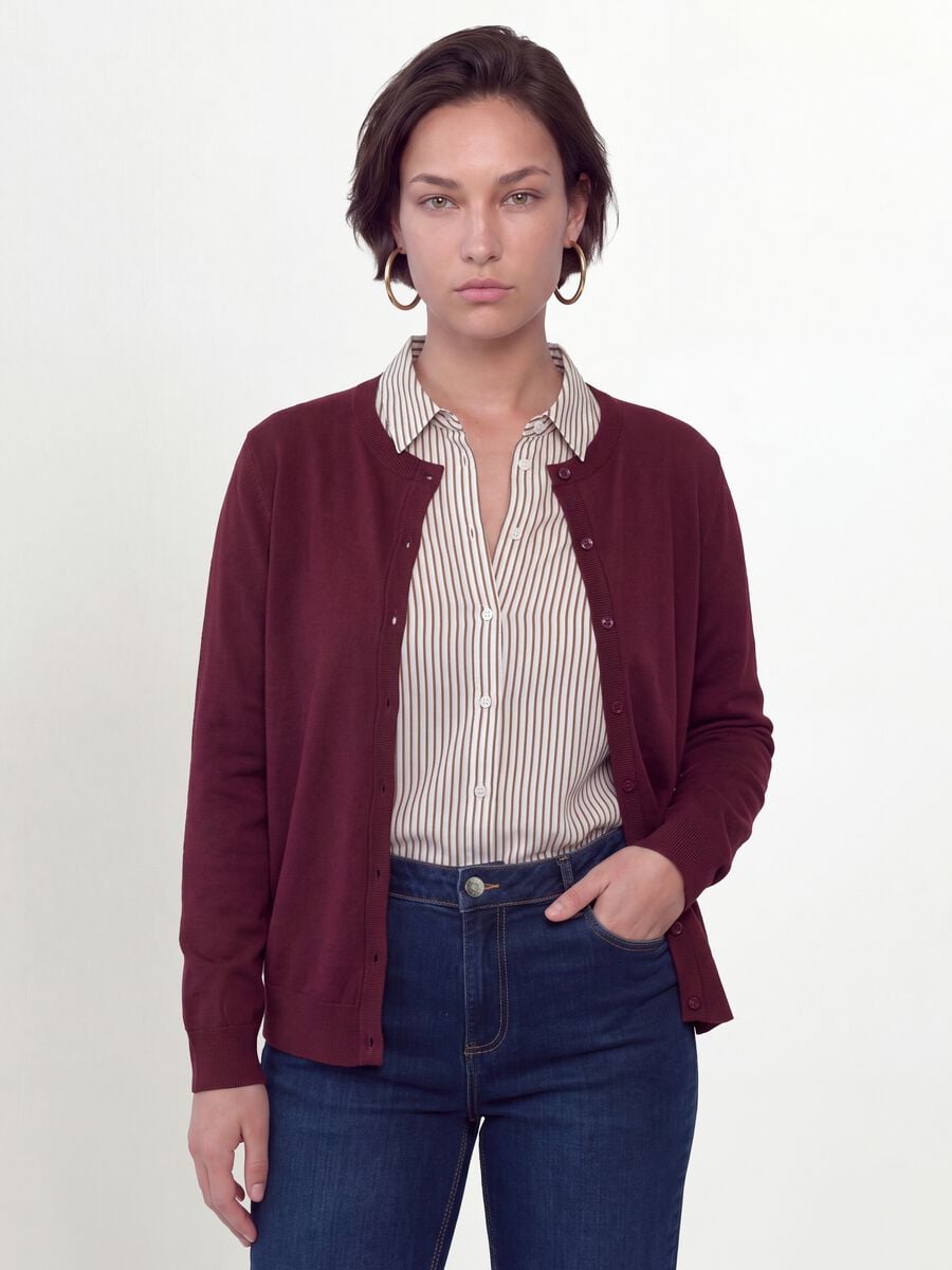 Cardigan rosso in misto viscosa con bottoni regular fit_1