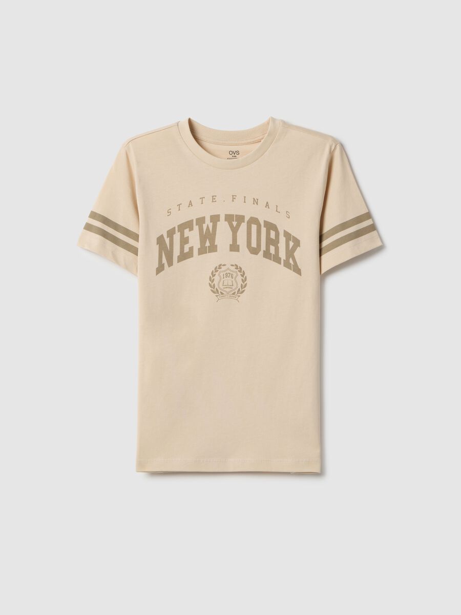 T-shirt in puro cotone beige da ragazzo regular fit con scritta New York_0