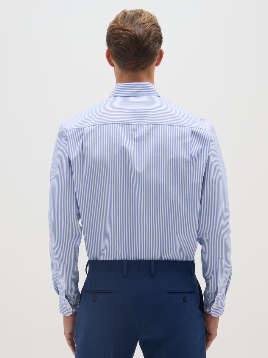 Multicolour easy iron striped cotton blend shirt_2