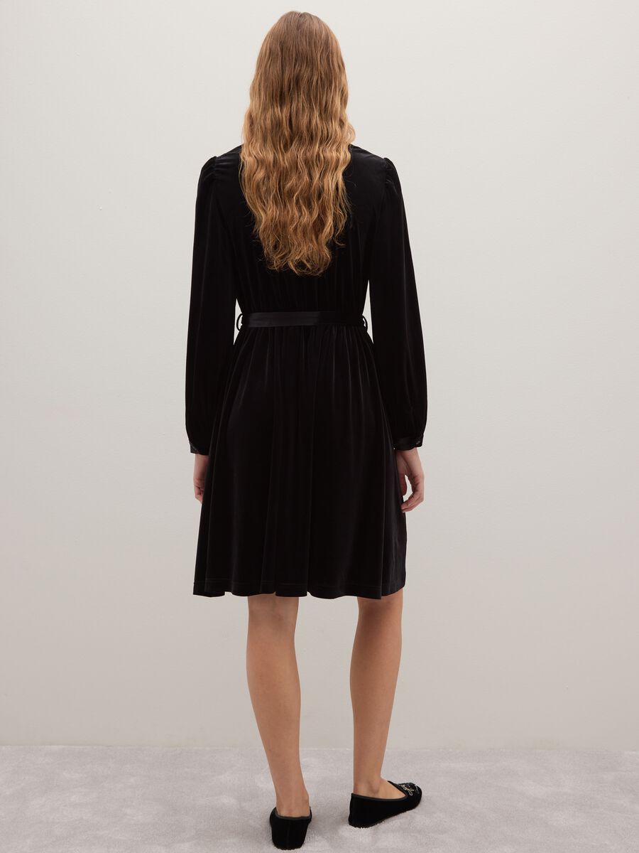 Black regular fit dress with belt_3