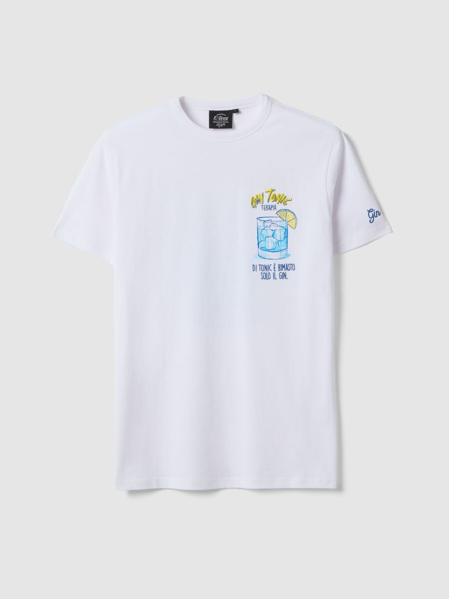White pure cotton regular fit T-shirt with Gin tonic prints_4
