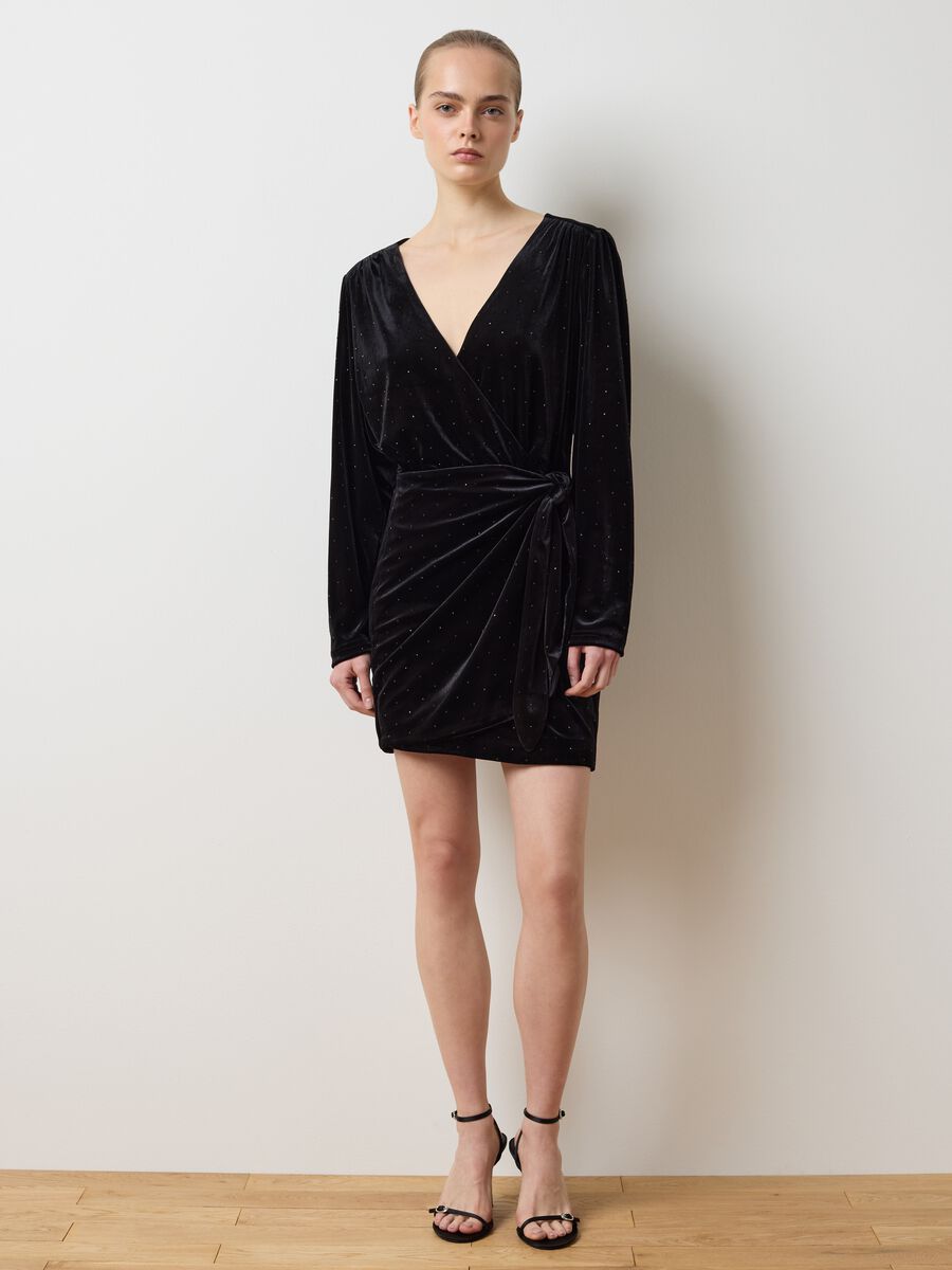 Black velvet regular fit dress with sparkling points_0
