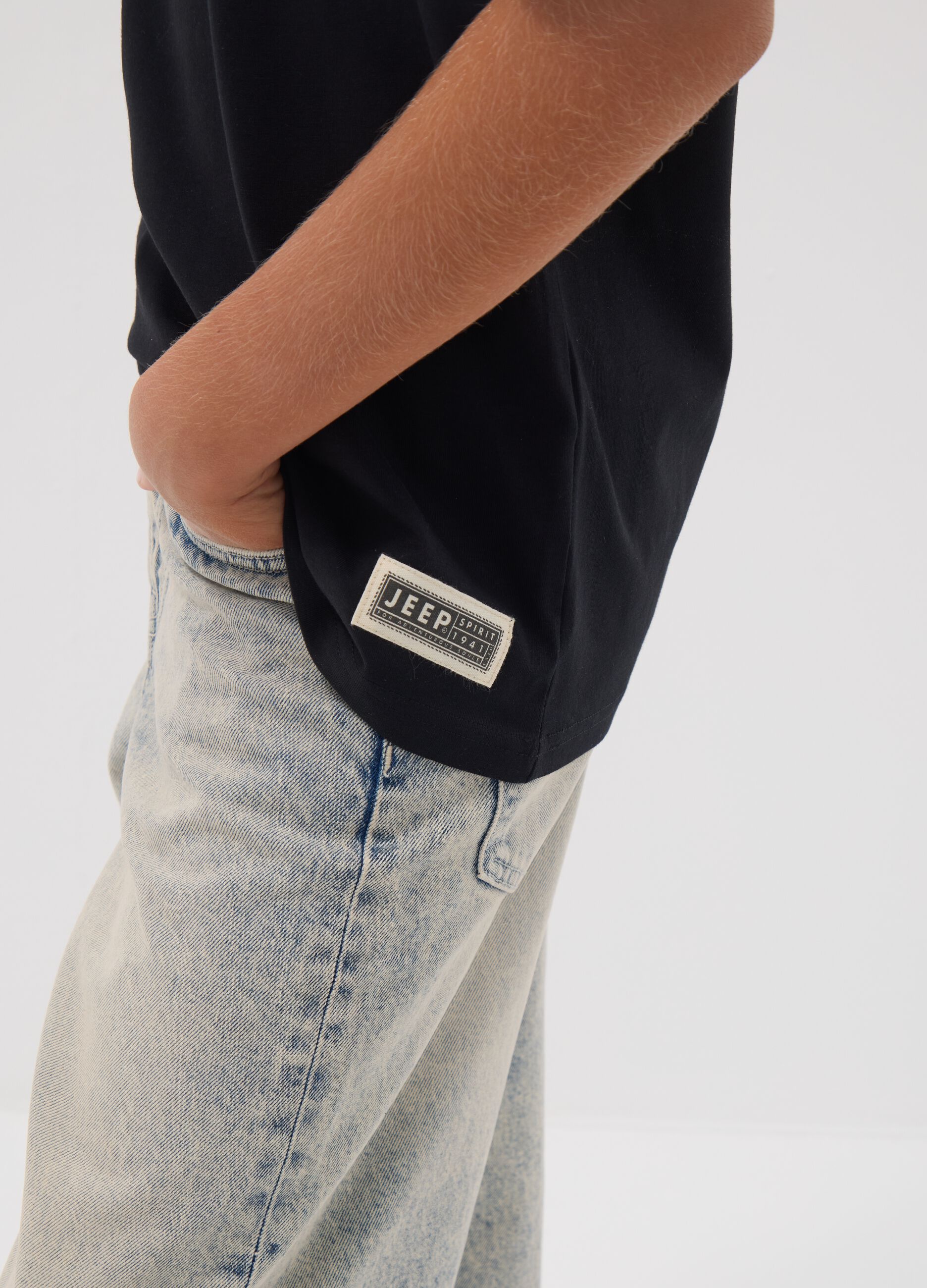 Black pure cotton short-sleeve T-shirt with Jeep slogan