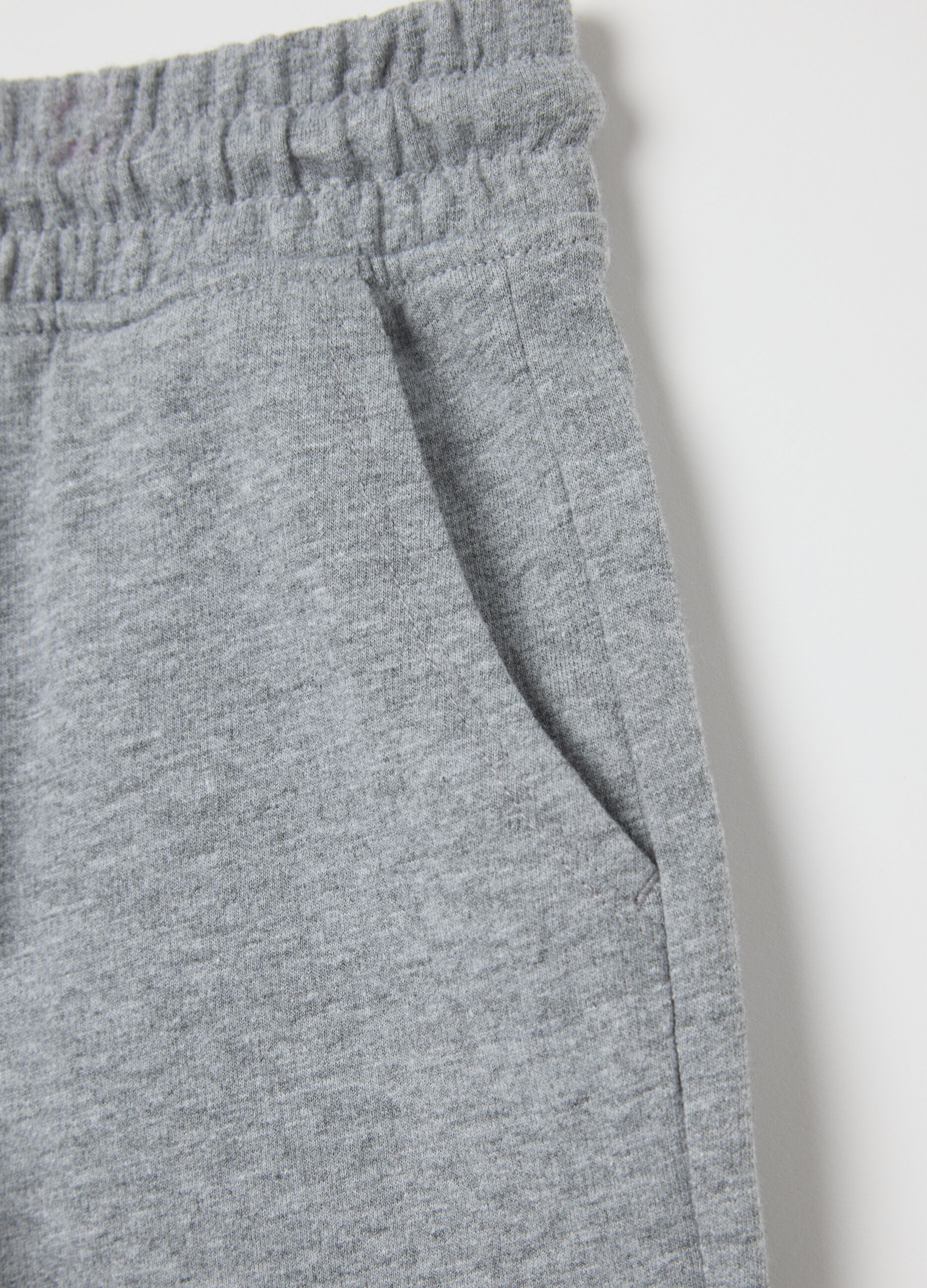 Grey Bermuda joggers in cotton with drawstring