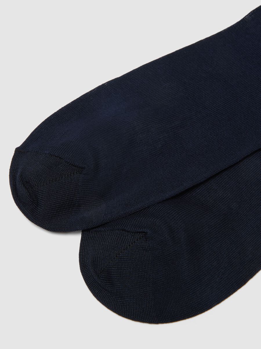 Three-pack of short socks in pure blue cotton, regular fit_2
